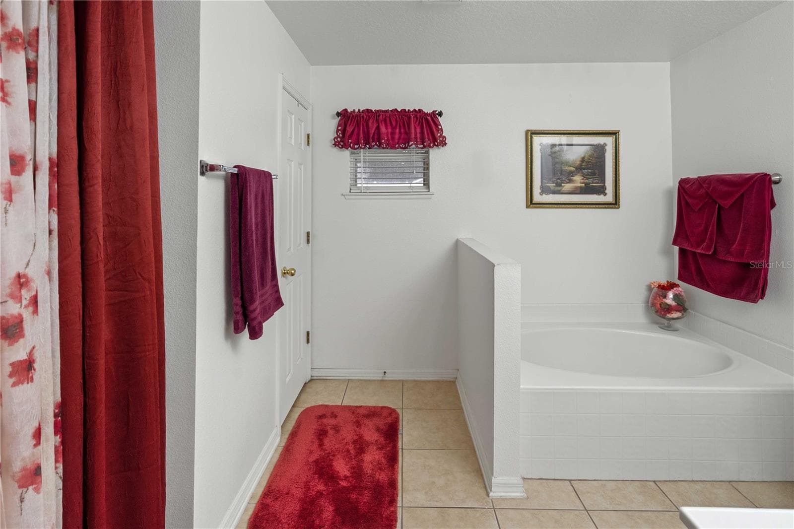 Primary Bath shower & tub - 1303 HAWKS NEST AVE, GROVELAND