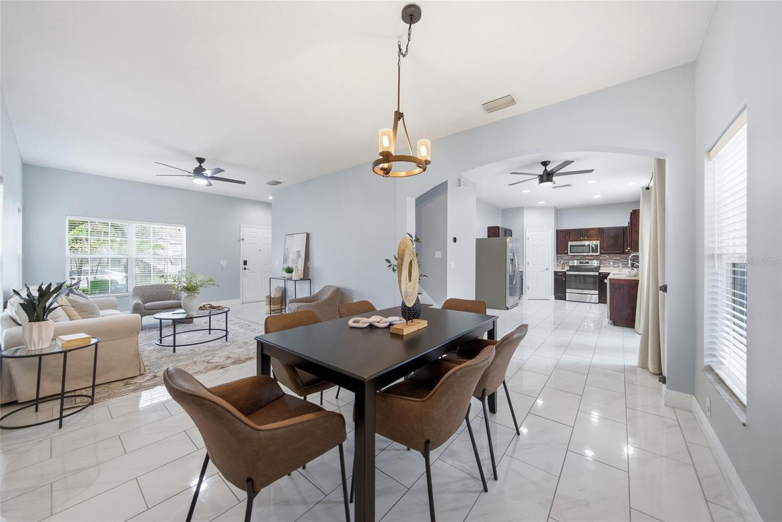 Open Living Space - 7749 75TH ST N, PINELLAS PARK