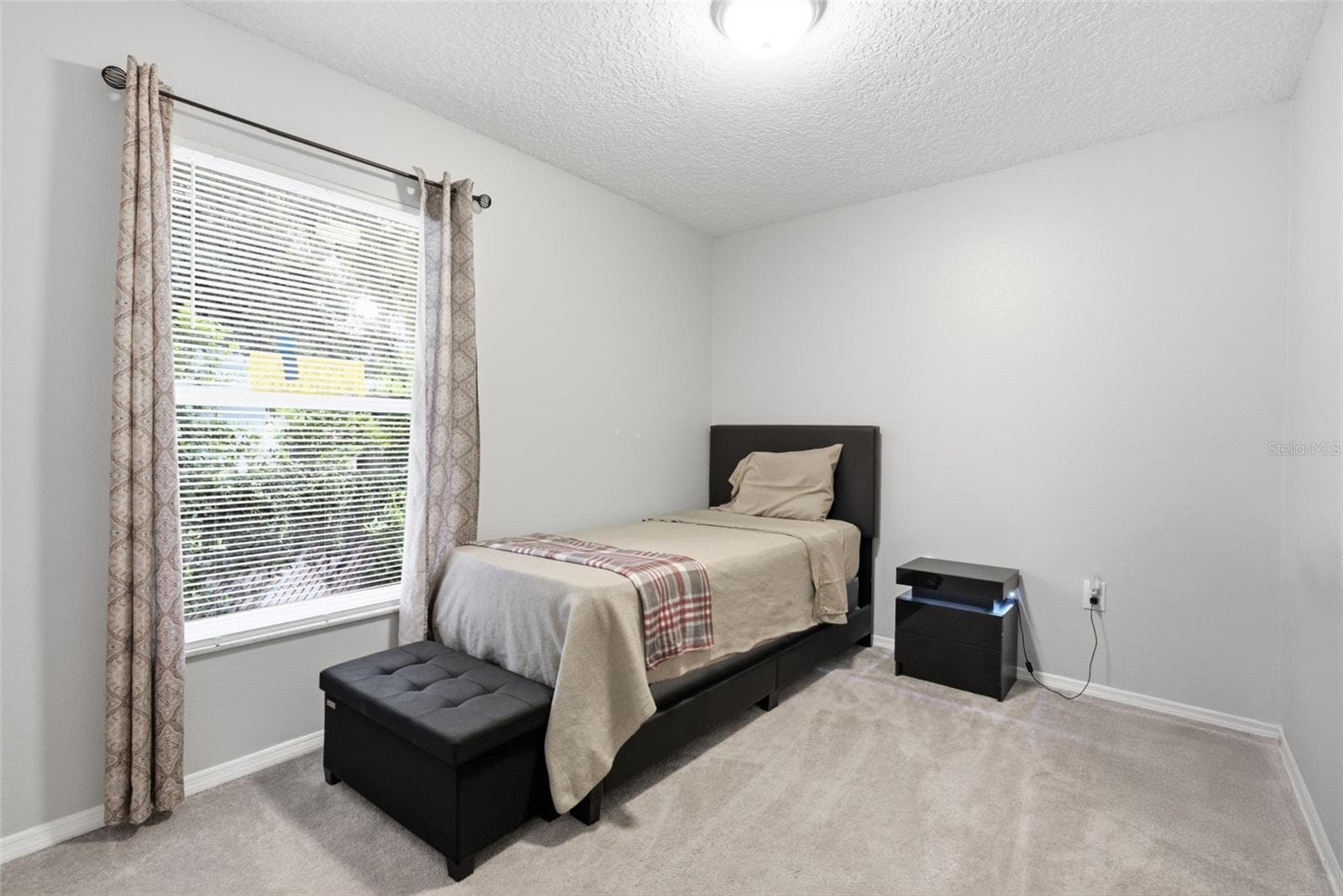 Single Family Residence at 3203 DELEUIL AVE, TAMPA, photo 14 of 30