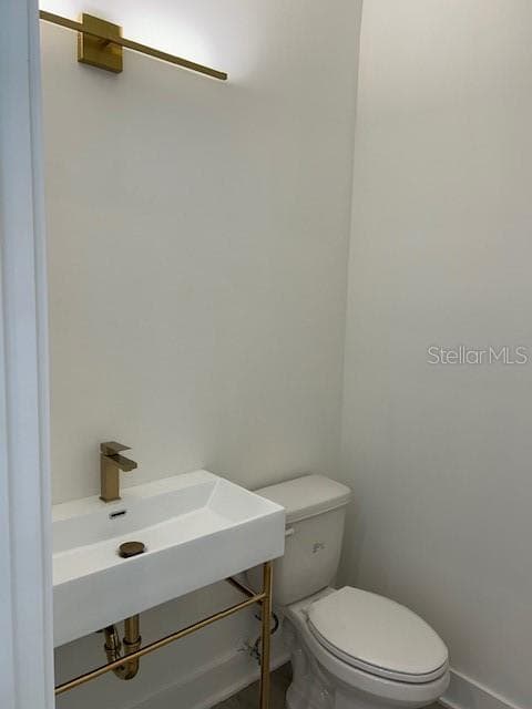 1st FL powder bath - 2051 PEEL AVE, ORLANDO