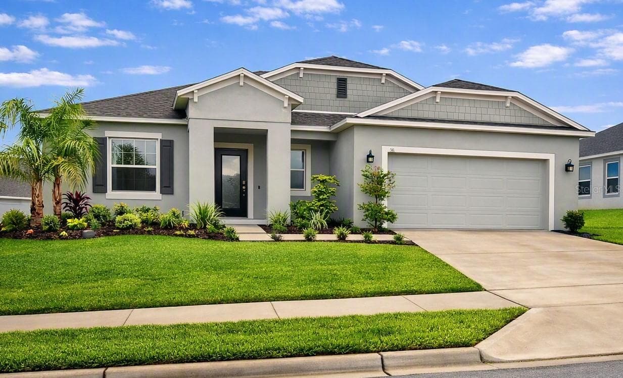 516 INGLESIDE LN