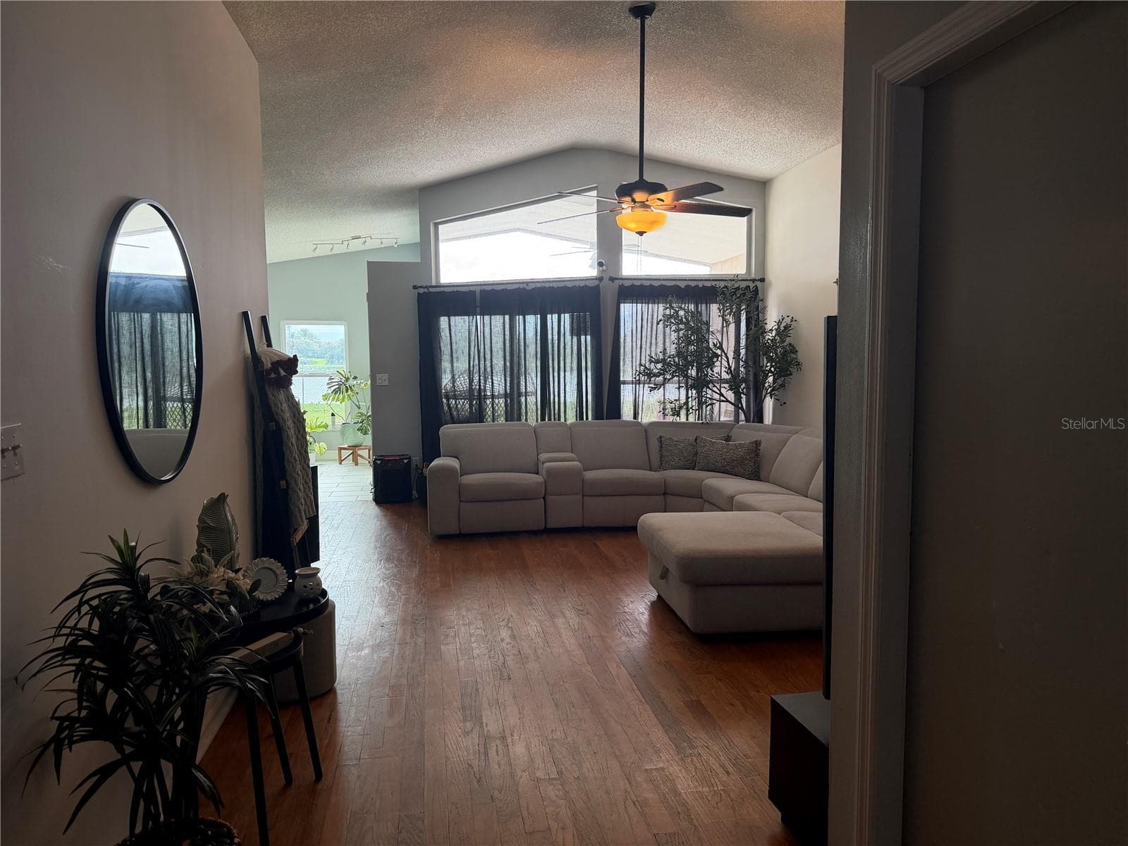 Single Family Residence at 3236 KOVAL CT, ORLANDO, photo 3 of 19