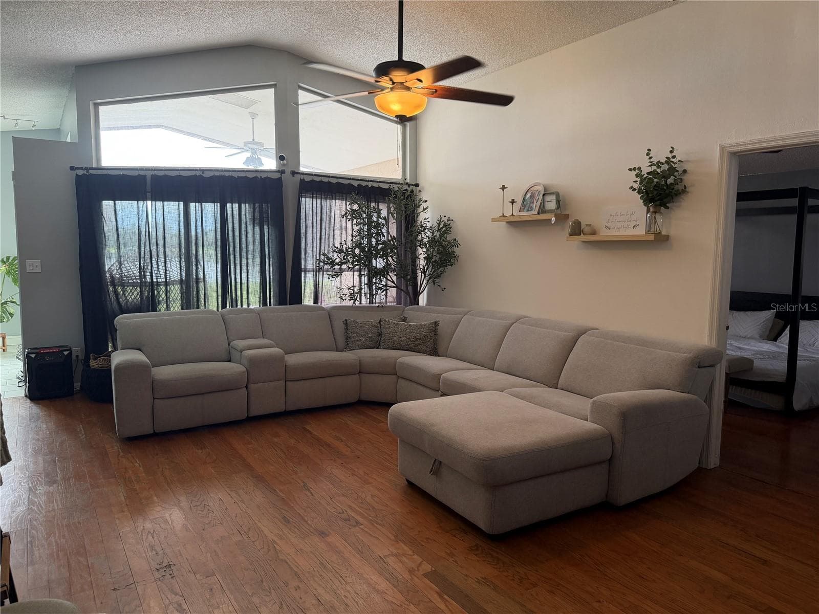 Single Family Residence at 3236 KOVAL CT, ORLANDO, photo 4 of 19