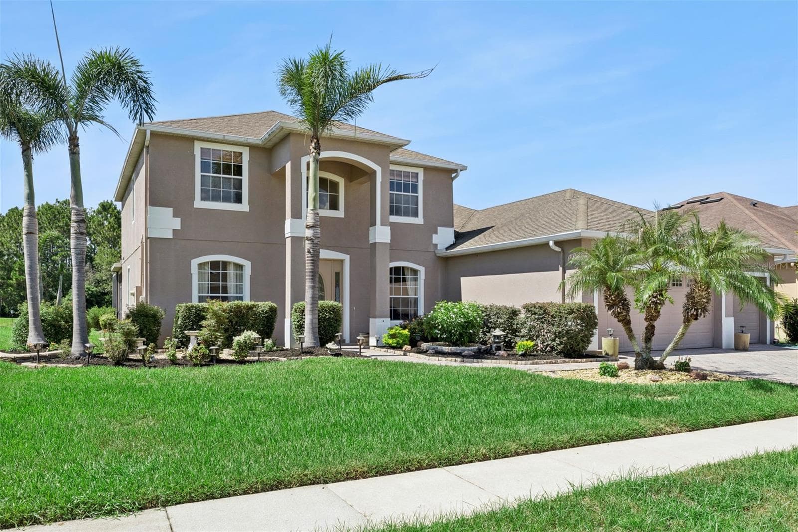 Single Family Residence at 2040 HAWKS LANDING DR, ORLANDO, photo 4 of 65