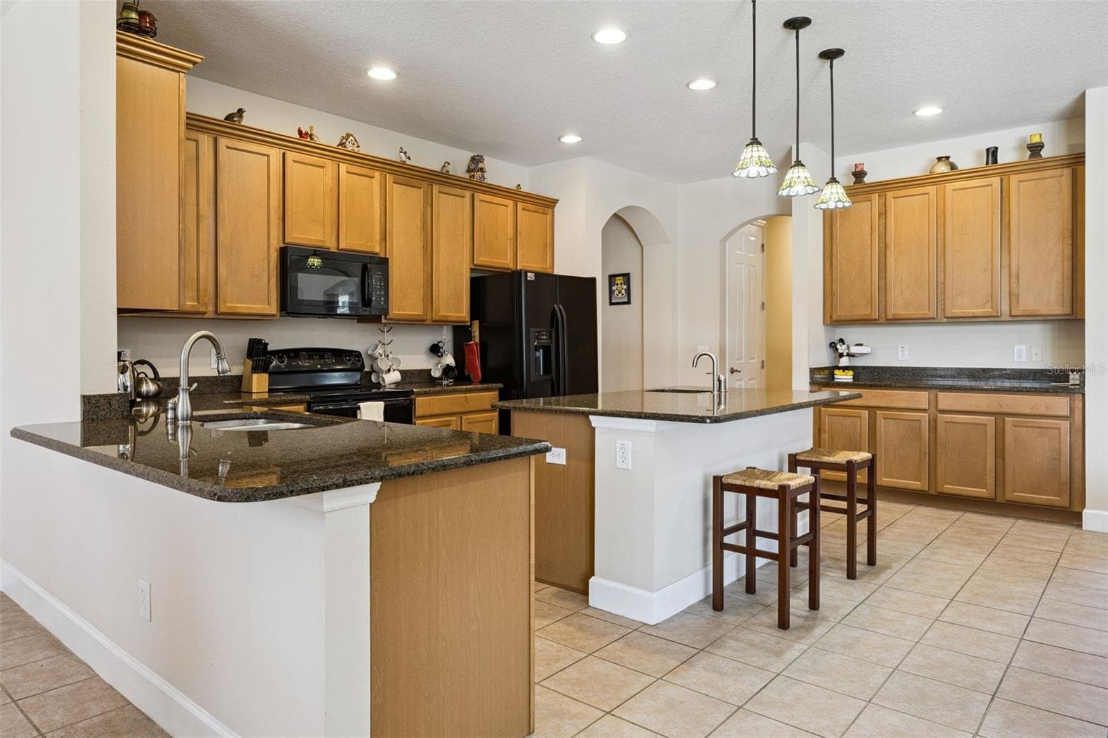 Single Family Residence at 2040 HAWKS LANDING DR, ORLANDO, photo 12 of 65