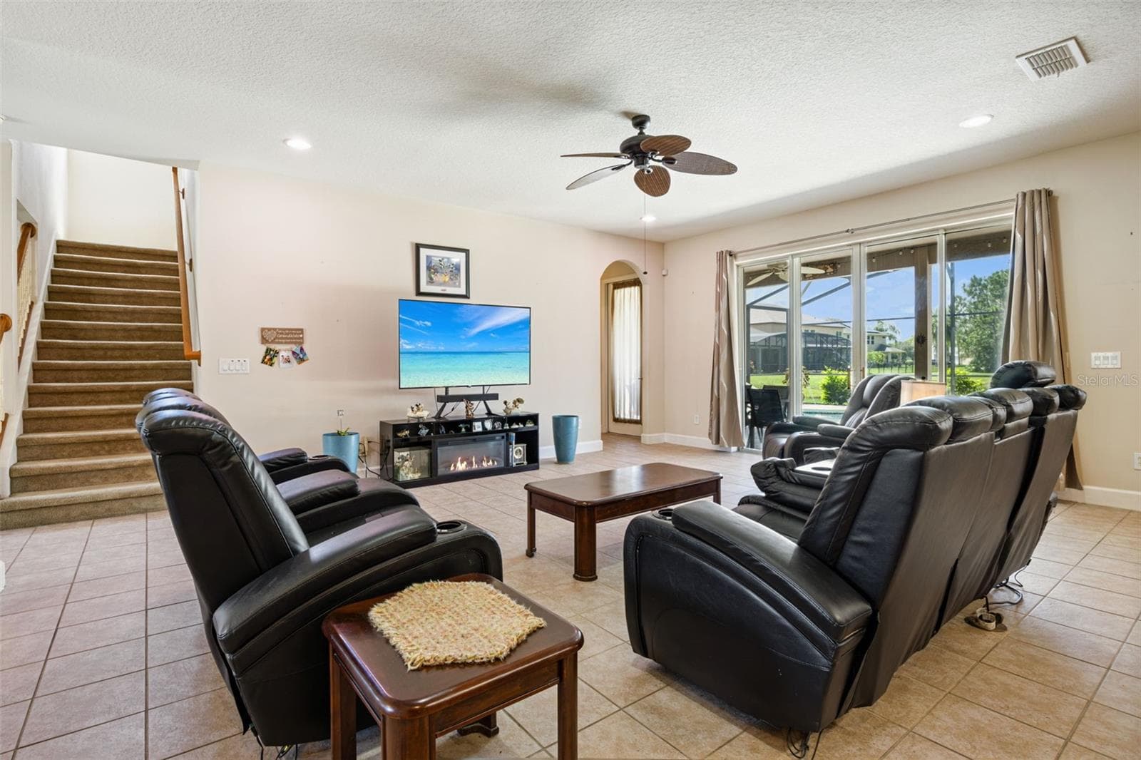 Single Family Residence at 2040 HAWKS LANDING DR, ORLANDO, photo 19 of 65