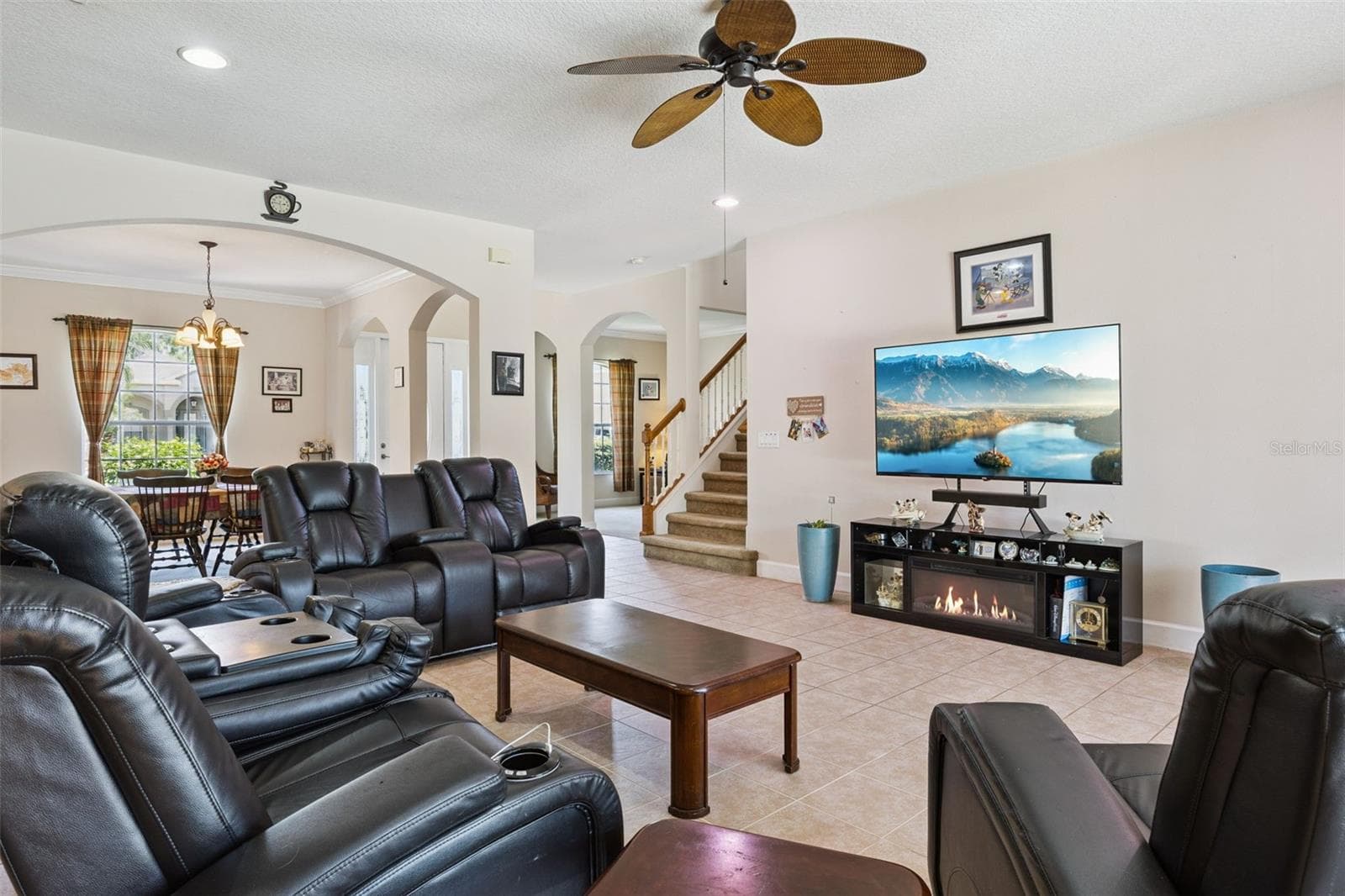Single Family Residence at 2040 HAWKS LANDING DR, ORLANDO, photo 20 of 65