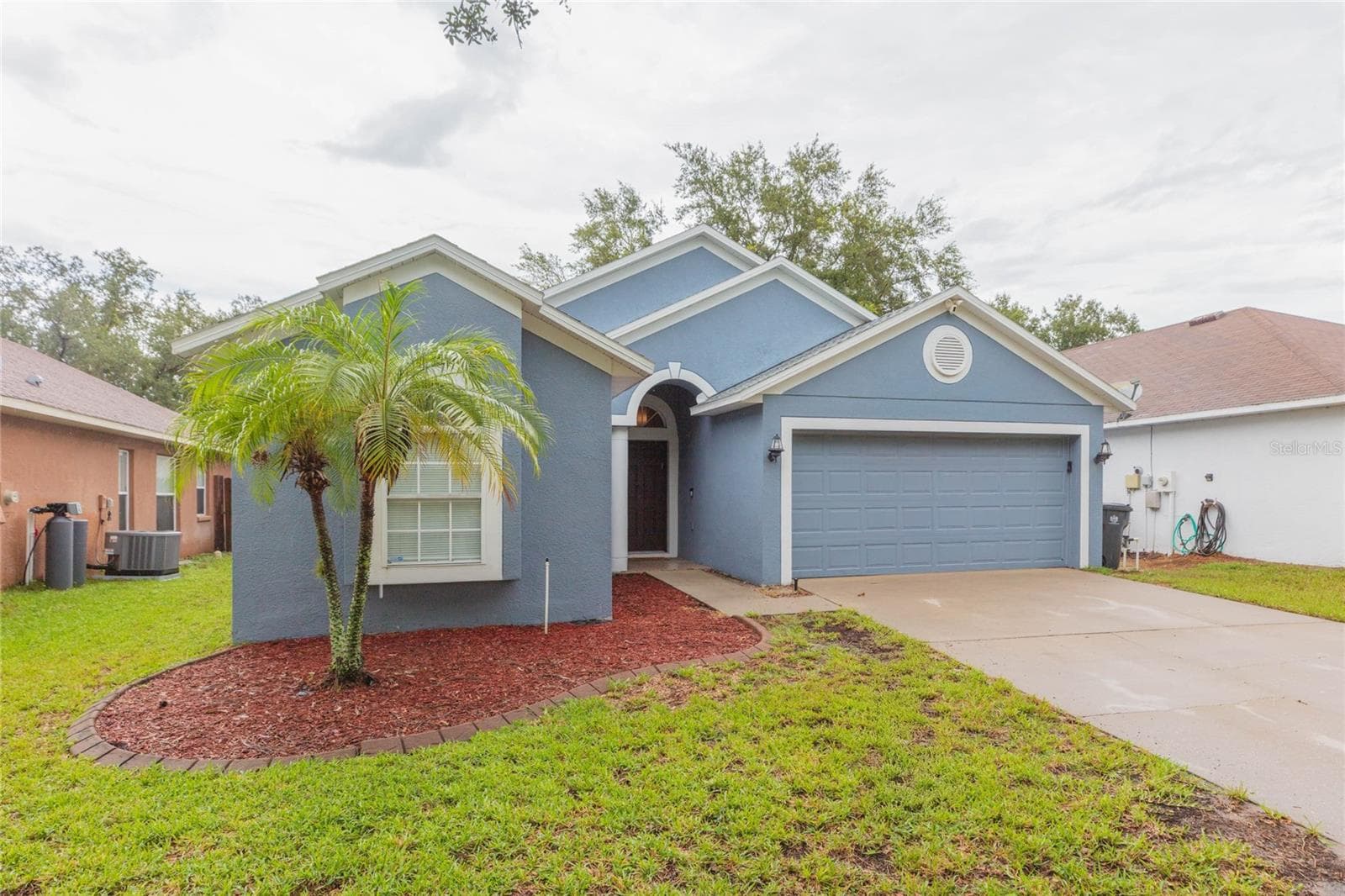 Single Family Residence at 11706 PURE PEBBLE DR, RIVERVIEW, photo 2 of 36