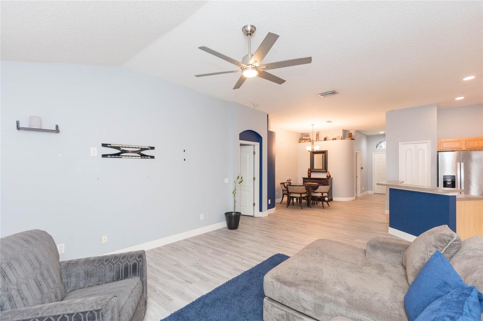 Single Family Residence at 11706 PURE PEBBLE DR, RIVERVIEW, photo 5 of 36