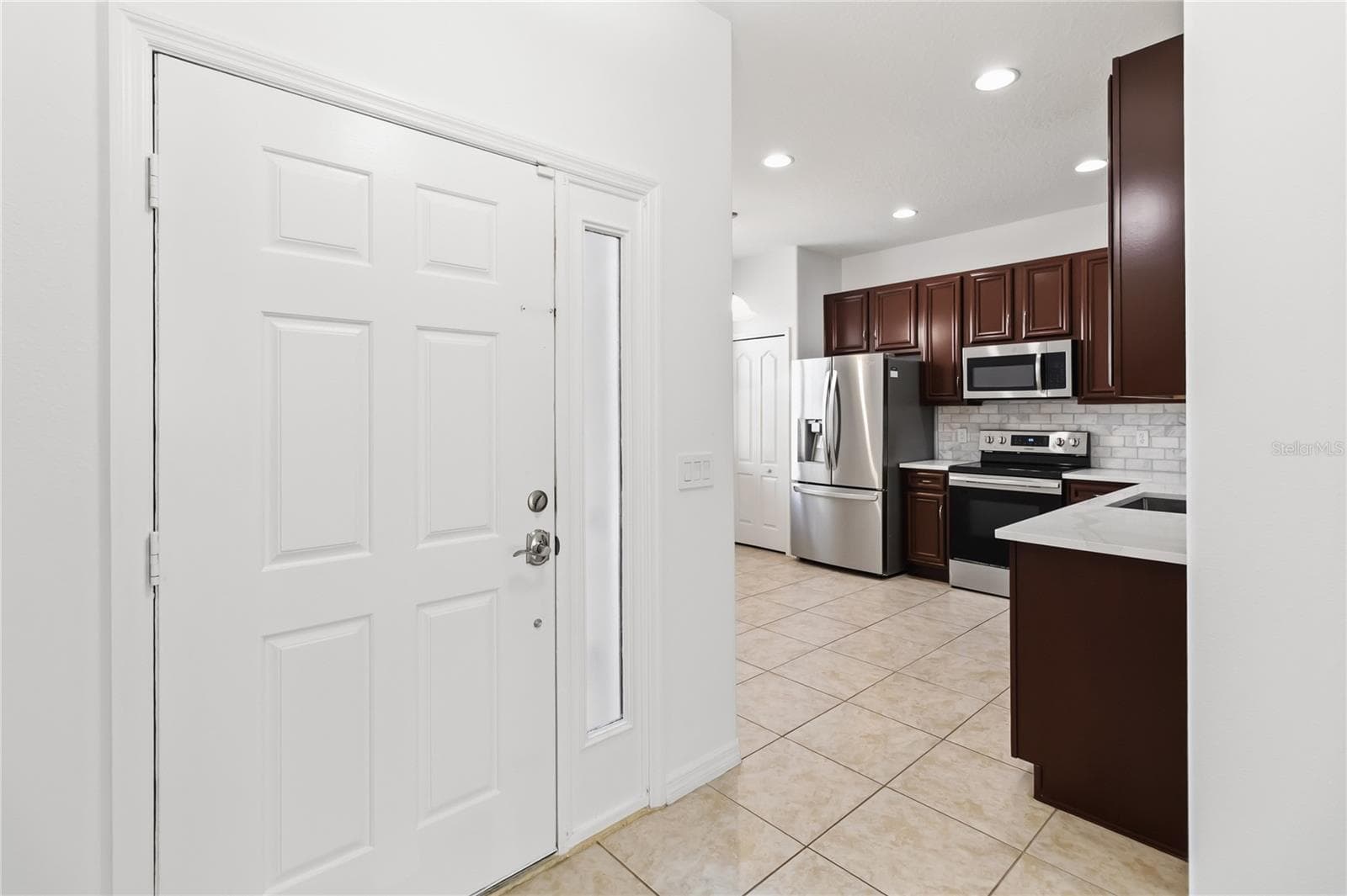 Single Family Residence at 2628 BALFORN TOWER WAY, WINTER GARDEN, photo 3 of 44