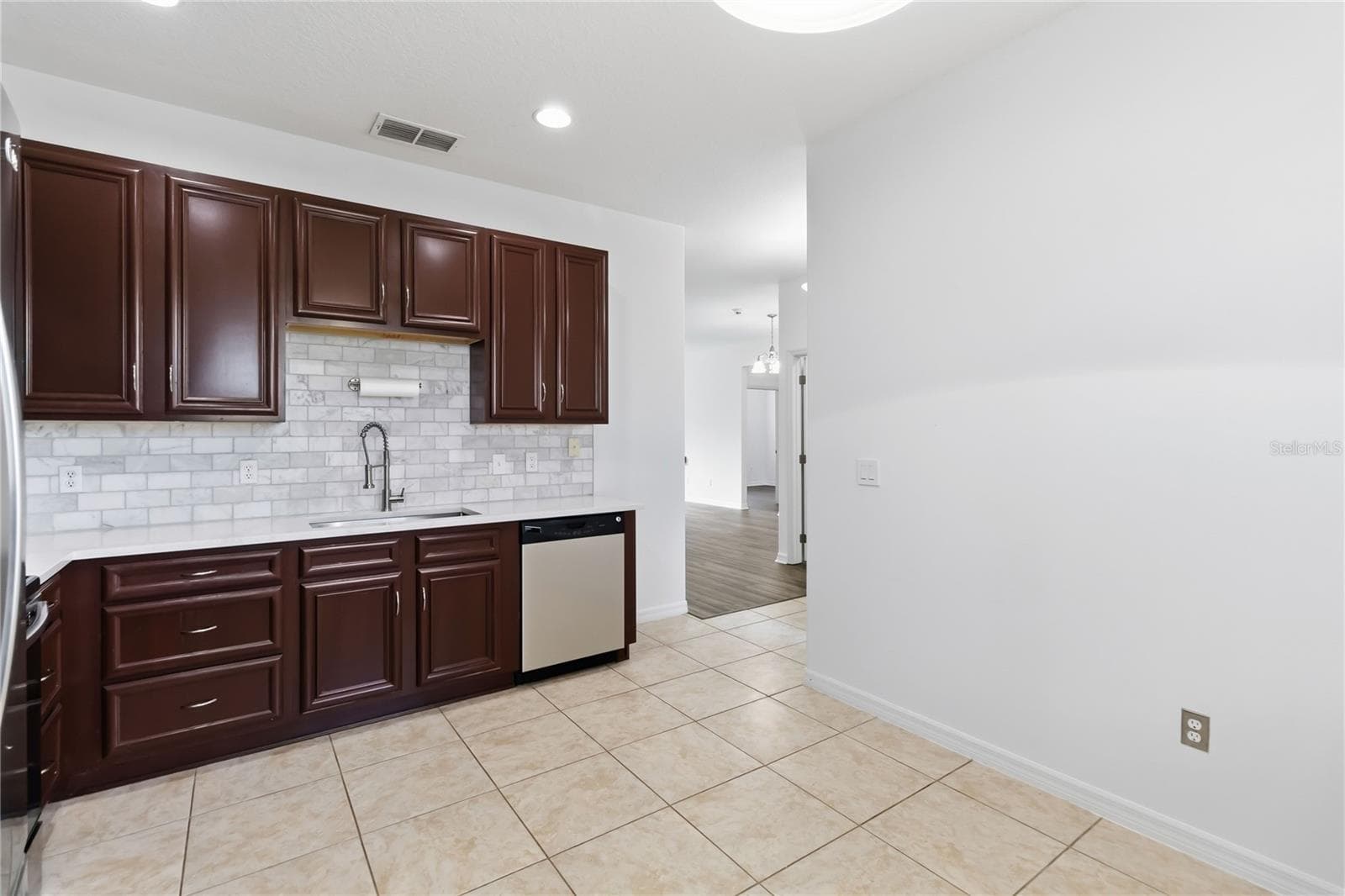 Single Family Residence at 2628 BALFORN TOWER WAY, WINTER GARDEN, photo 4 of 44