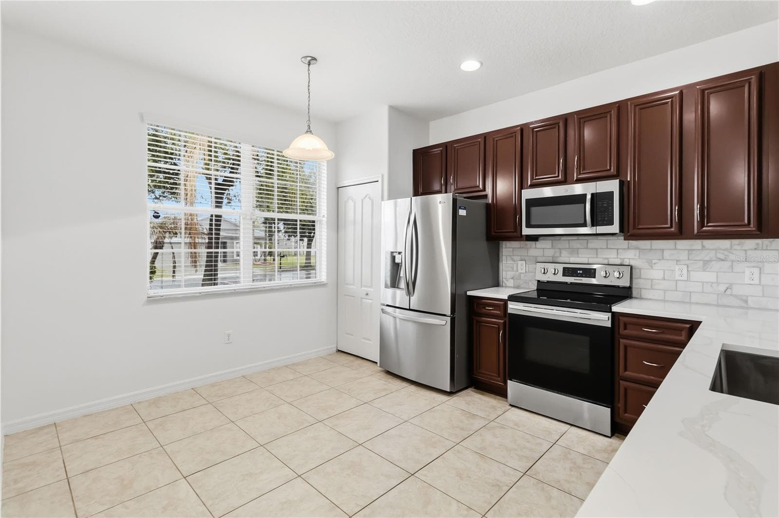 Single Family Residence at 2628 BALFORN TOWER WAY, WINTER GARDEN, photo 5 of 44