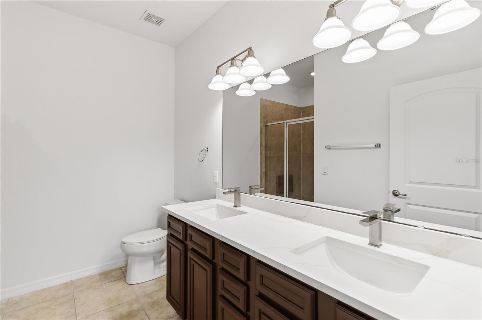 Single Family Residence at 2628 BALFORN TOWER WAY, WINTER GARDEN, photo 21 of 44