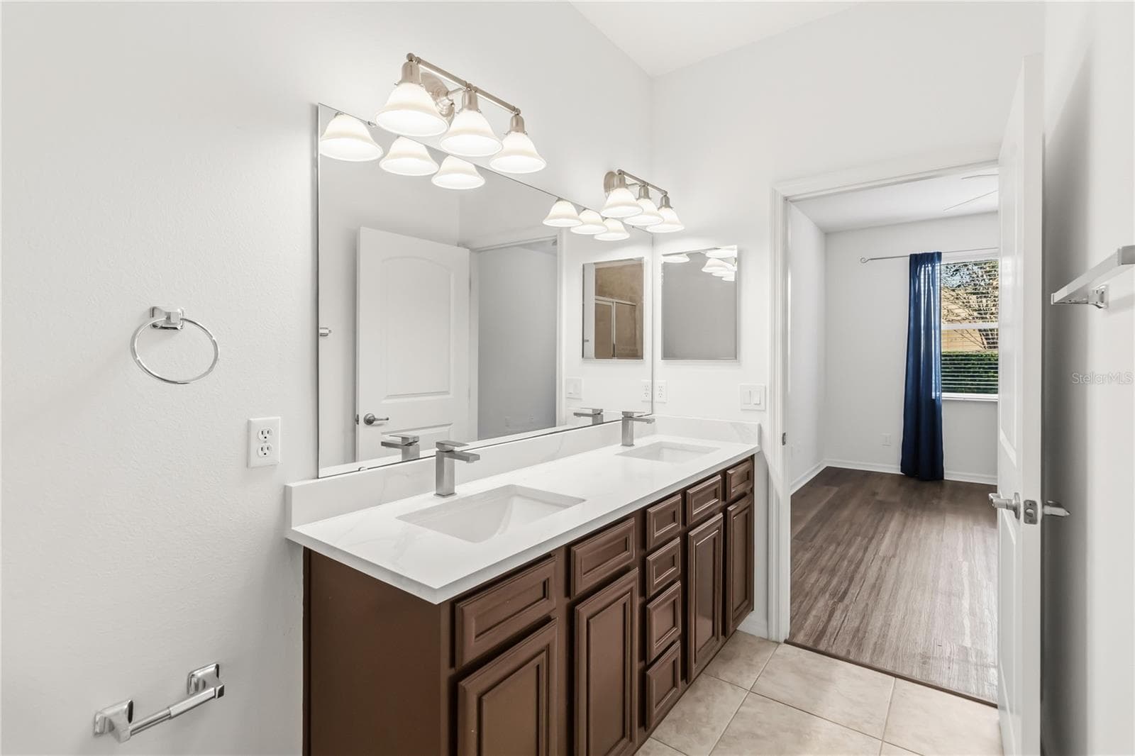 Single Family Residence at 2628 BALFORN TOWER WAY, WINTER GARDEN, photo 22 of 44