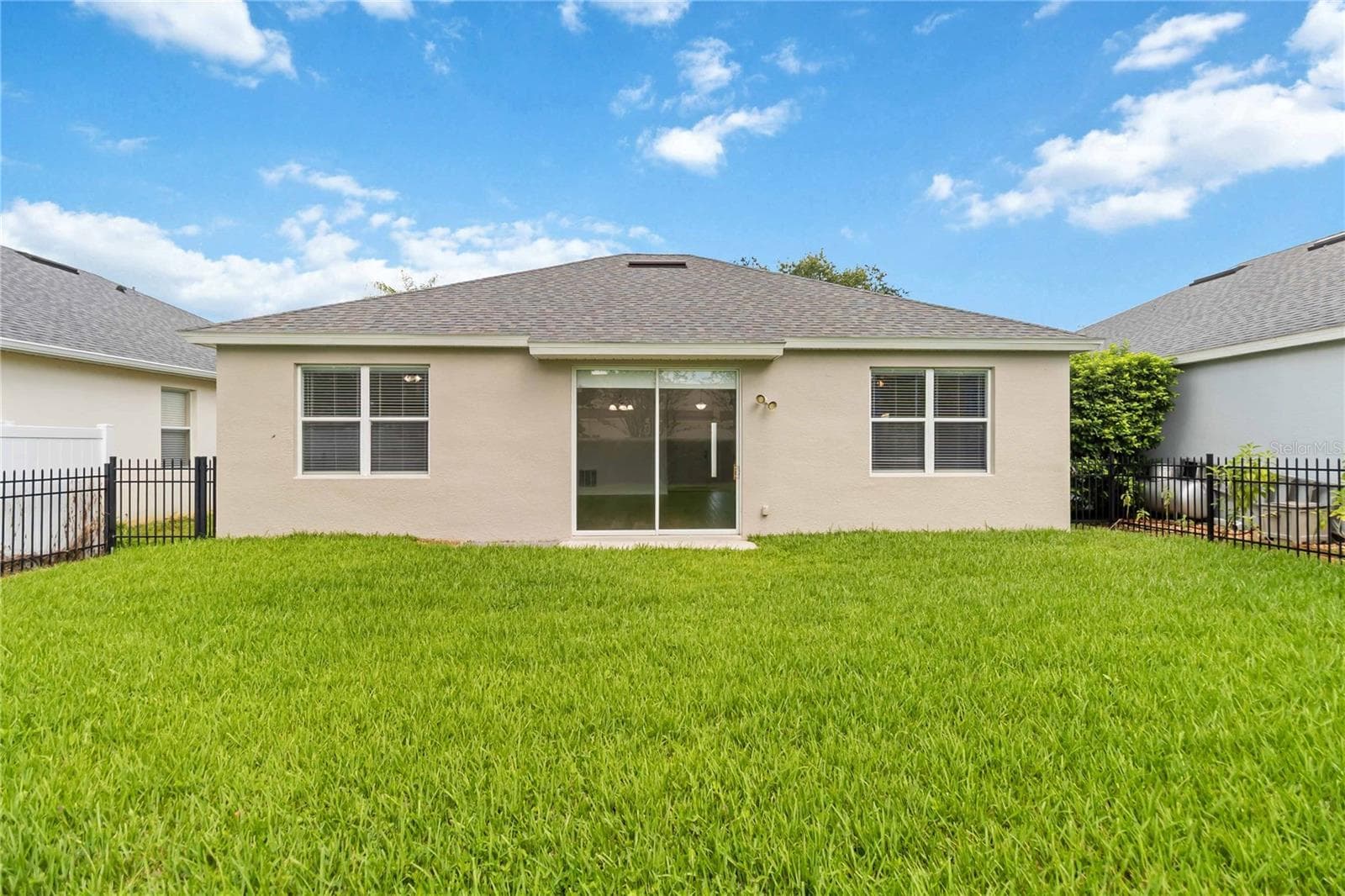 Single Family Residence at 2628 BALFORN TOWER WAY, WINTER GARDEN, photo 28 of 44