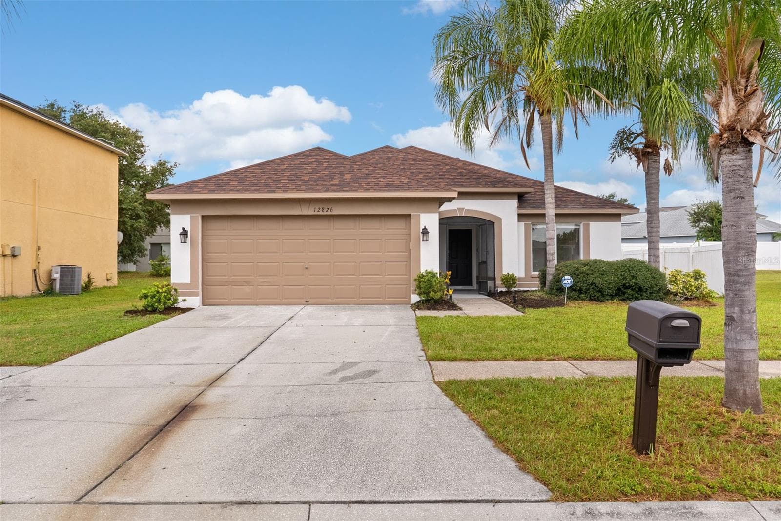 Single Family Residence at 12826 LONGCREST DR, RIVERVIEW, photo 3 of 57