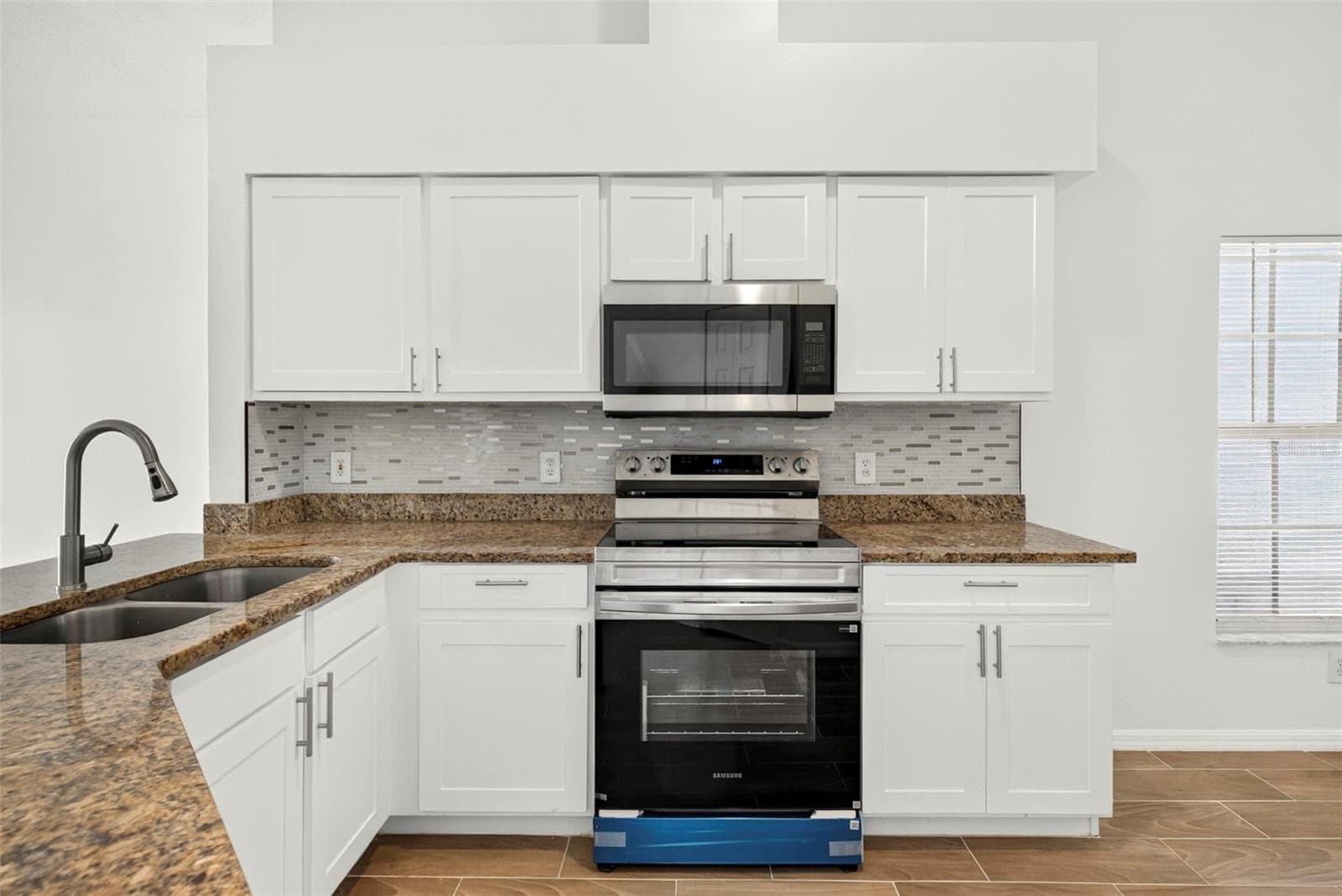 Single Family Residence at 12826 LONGCREST DR, RIVERVIEW, photo 20 of 57