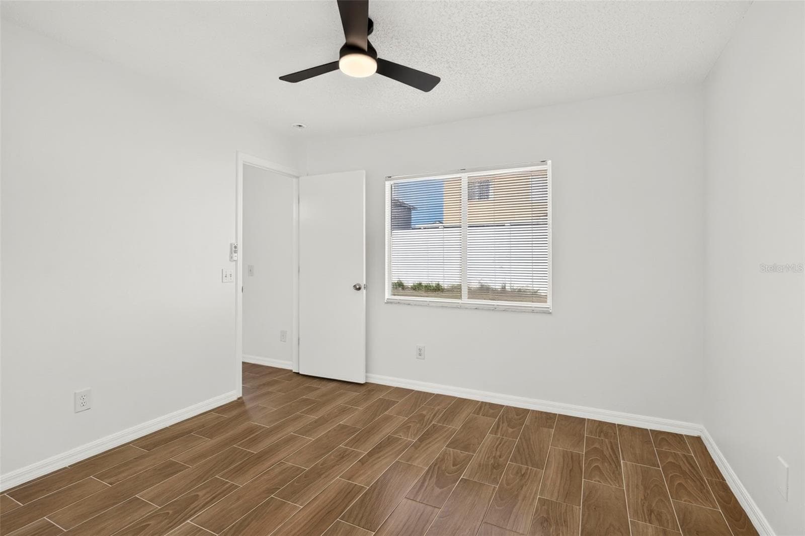 Single Family Residence at 12826 LONGCREST DR, RIVERVIEW, photo 28 of 57