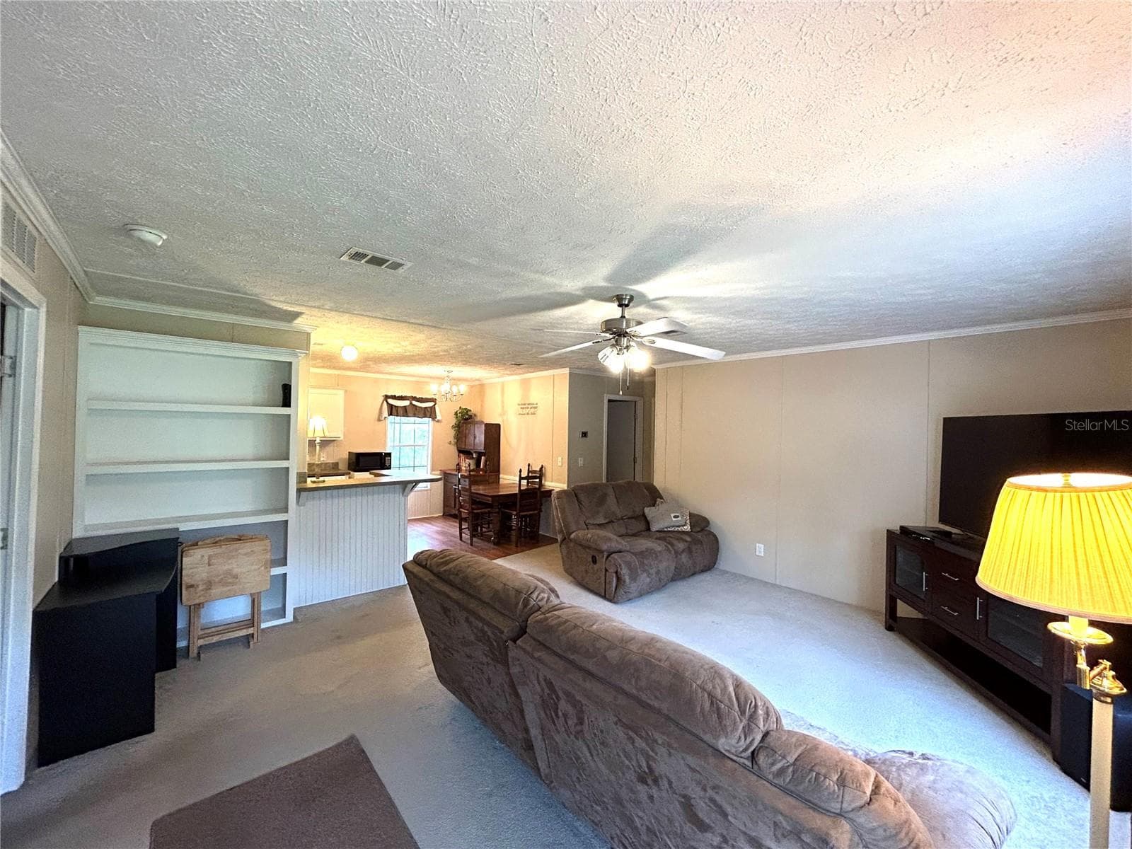 Manufactured Home at 13191 NE 9TH ST, WILLISTON, photo 11 of 21