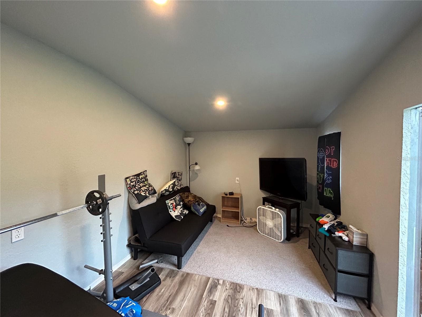 Manufactured Home at 13191 NE 9TH ST, WILLISTON, photo 10 of 21