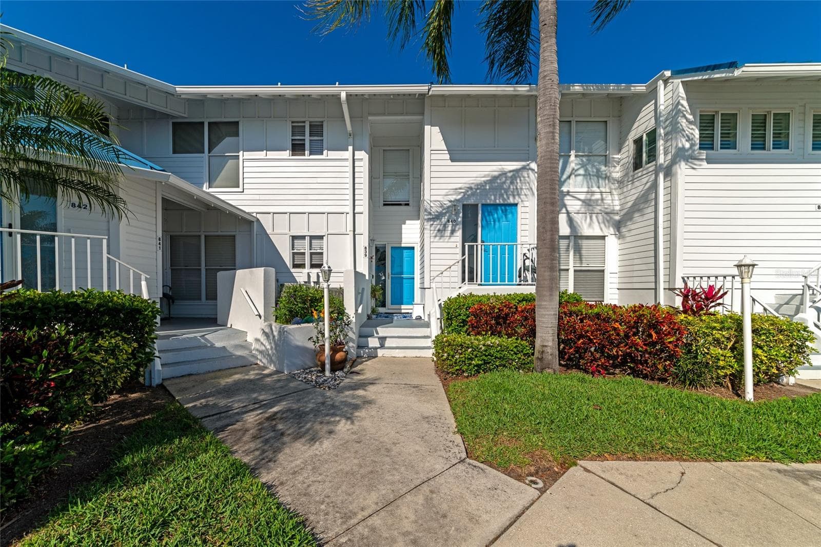 Condominium at 839 AUDUBON DR #839, BRADENTON, photo 2 of 57