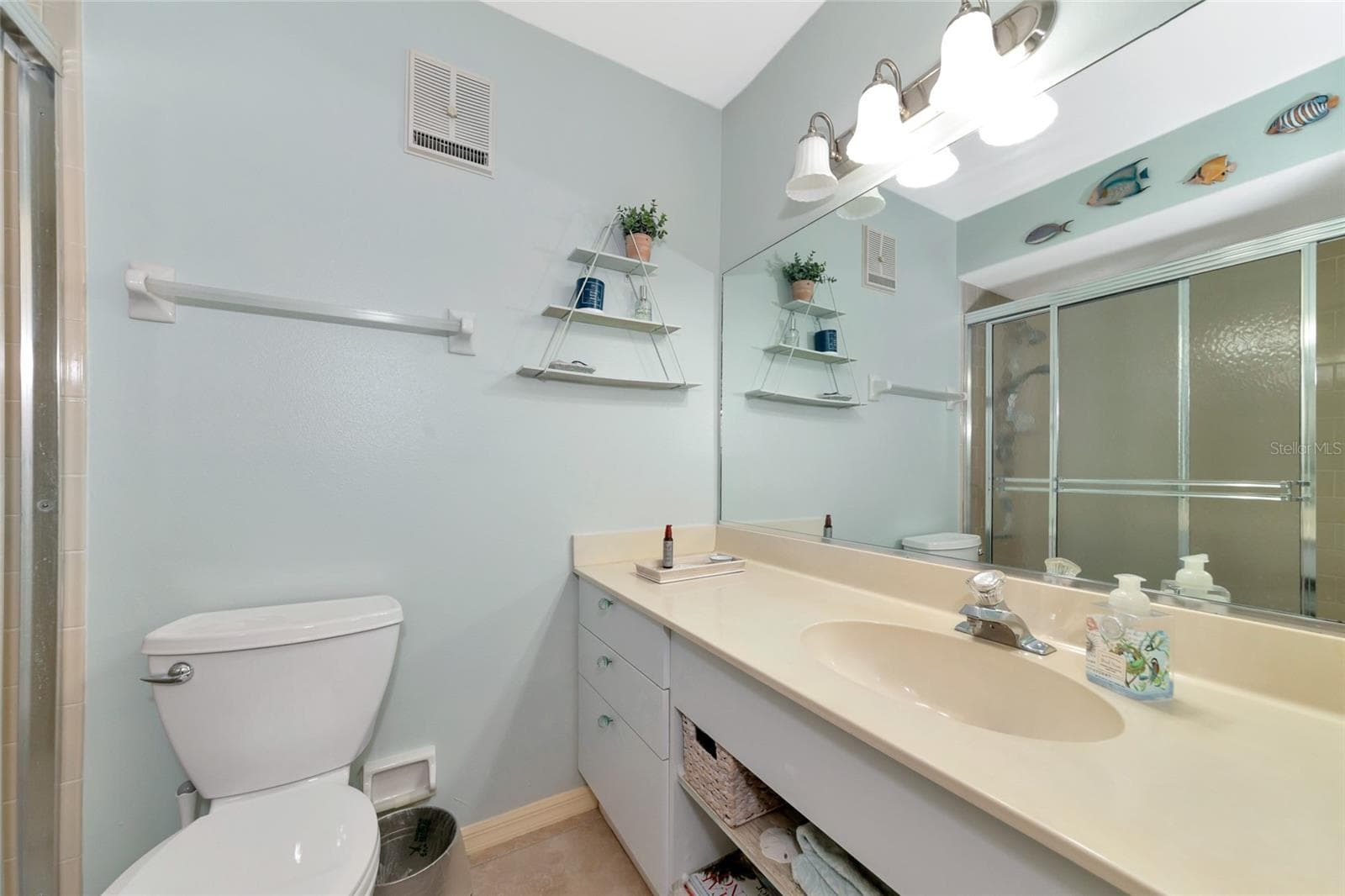 Condominium at 839 AUDUBON DR #839, BRADENTON, photo 25 of 57
