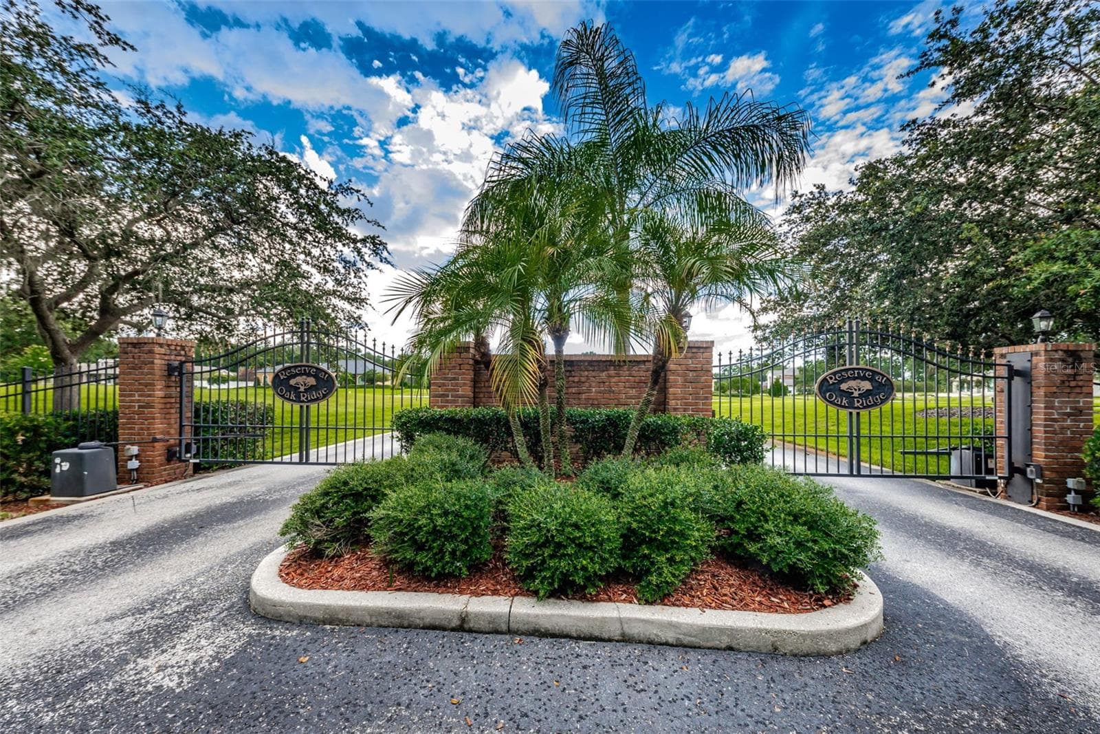 Single Family Residence at 1422 OAK MEADOW PT, NEW PORT RICHEY, photo 100 of 100