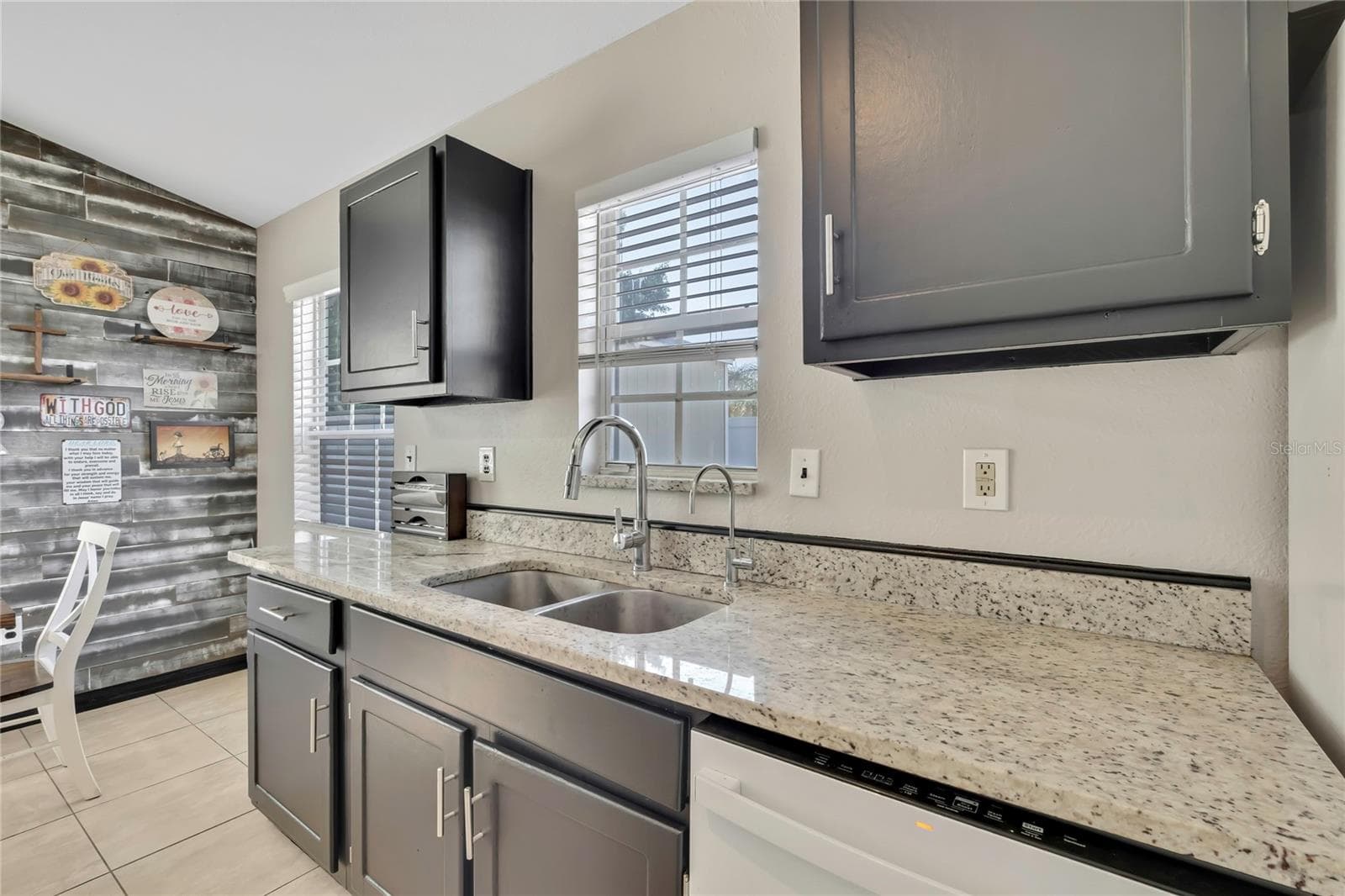 Single Family Residence at 7484 SUSQUEHANNA TRL, SPRING HILL, photo 11 of 45