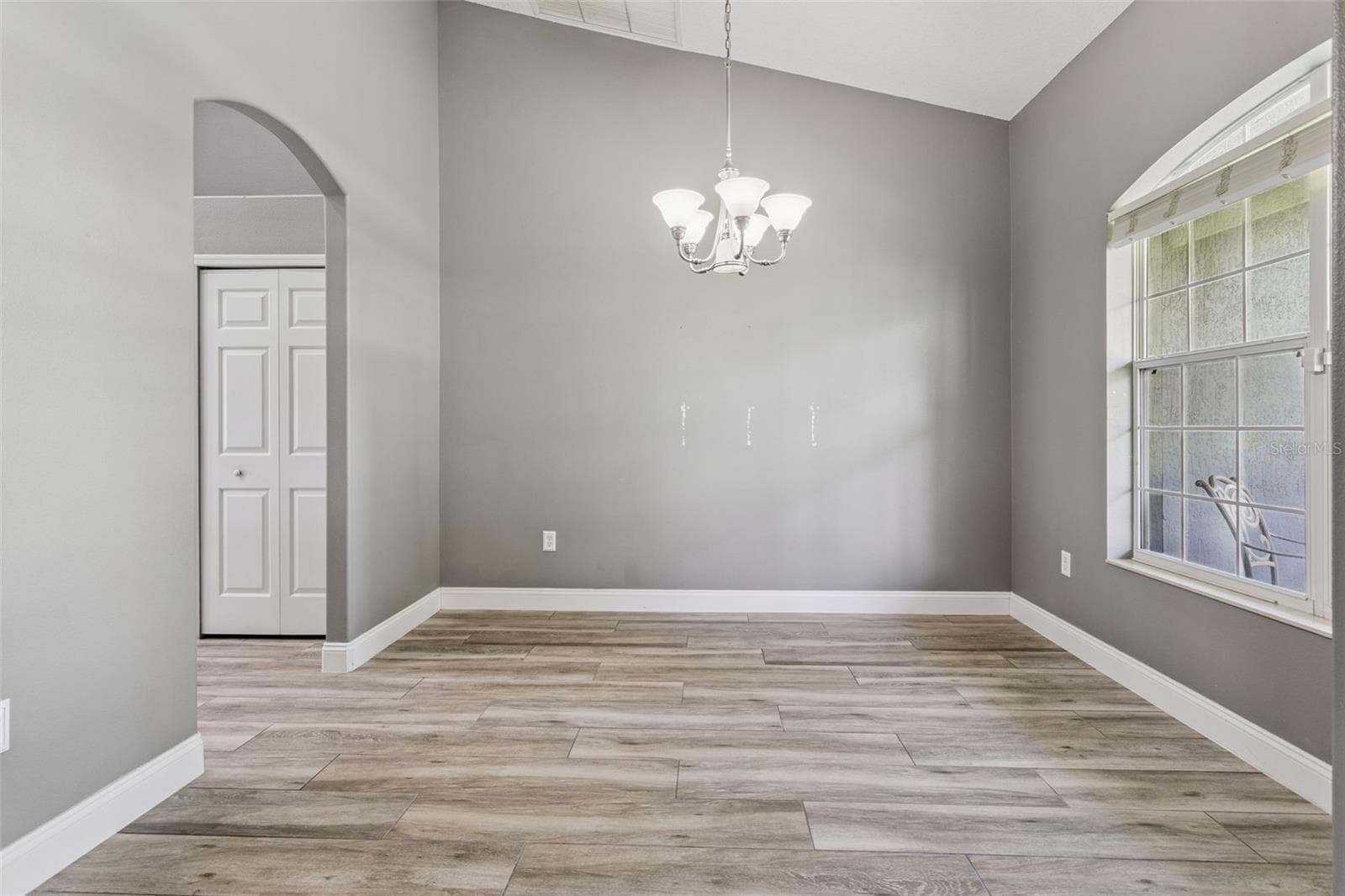 Single Family Residence at 31038 FAIRVISTA DR, TAVARES, photo 6 of 41
