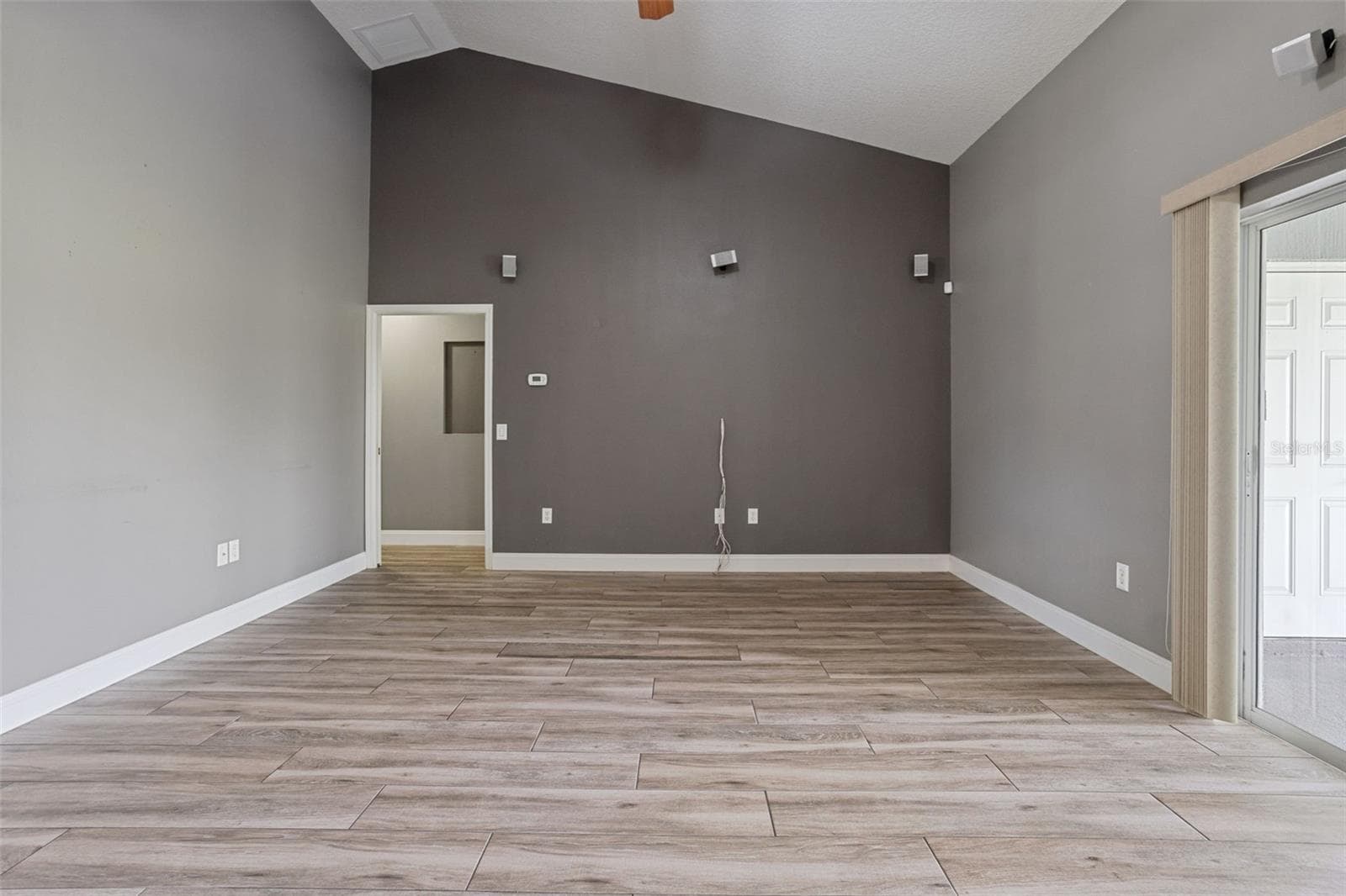 Single Family Residence at 31038 FAIRVISTA DR, TAVARES, photo 11 of 41