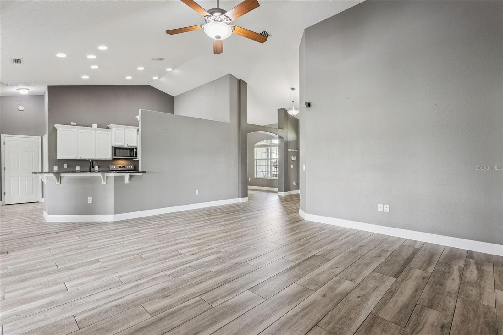 Single Family Residence at 31038 FAIRVISTA DR, TAVARES, photo 12 of 41