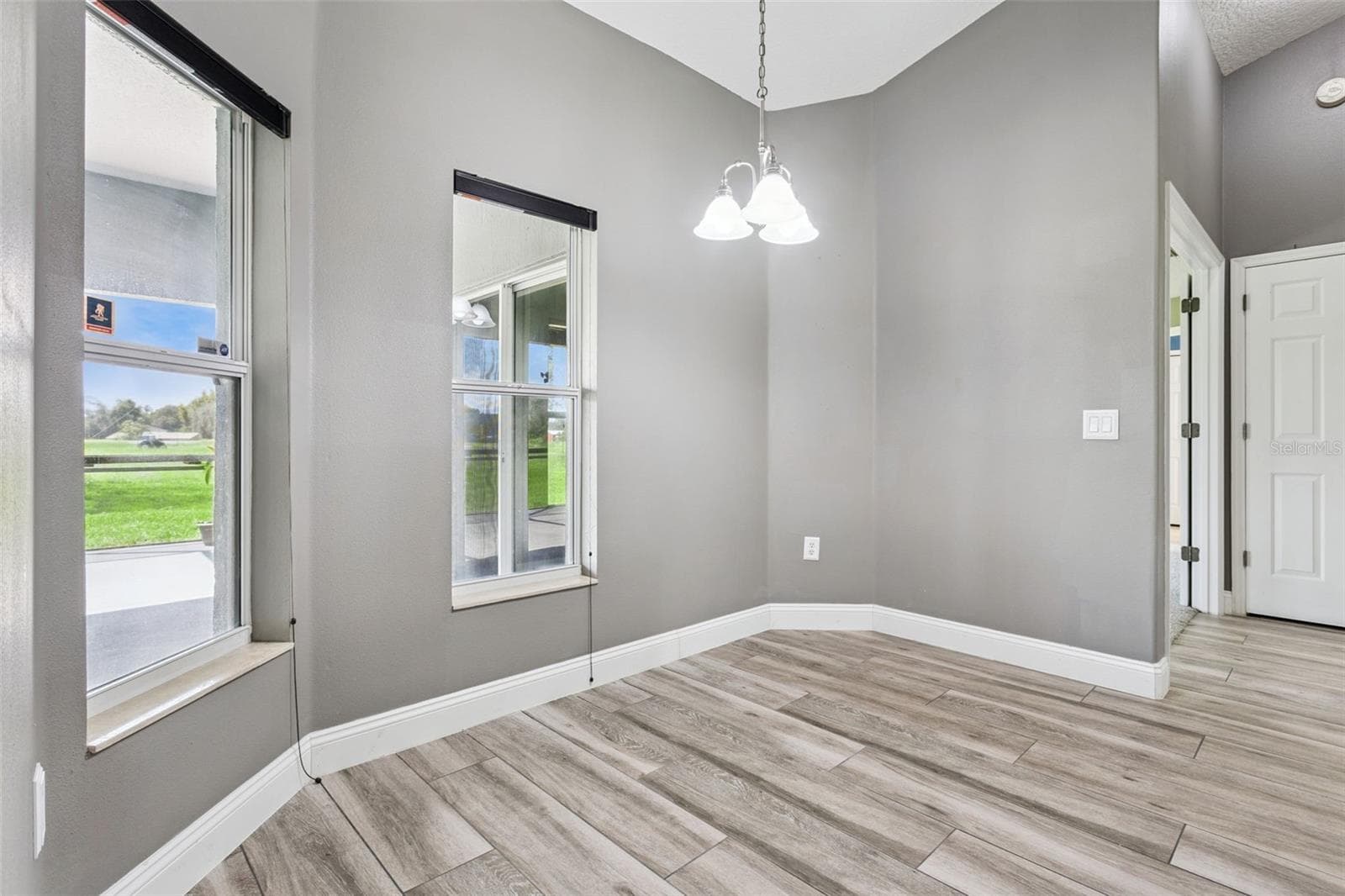 Single Family Residence at 31038 FAIRVISTA DR, TAVARES, photo 19 of 41