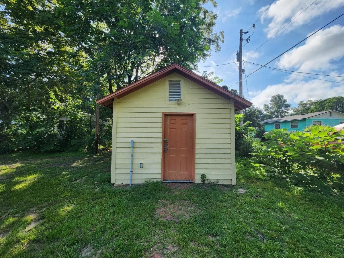 Shed - 2861 SE 18TH AVE, GAINESVILLE