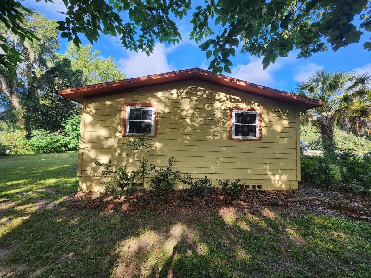 Side - 2861 SE 18TH AVE, GAINESVILLE