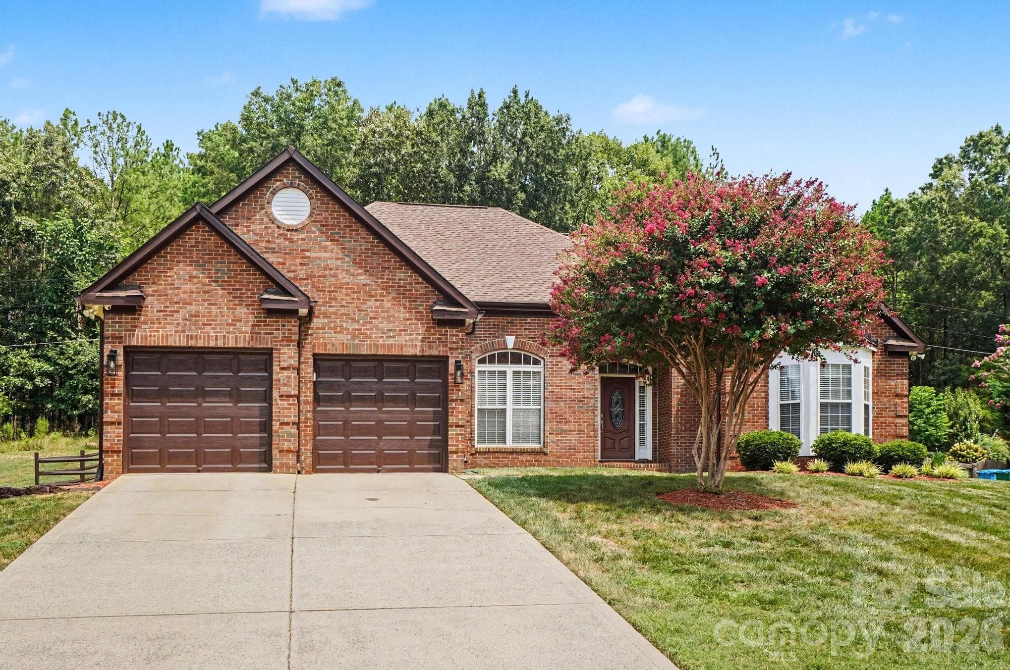 Single Family Residence at 1523 Sweetgum Lane, Matthews, photo 2 of 26
