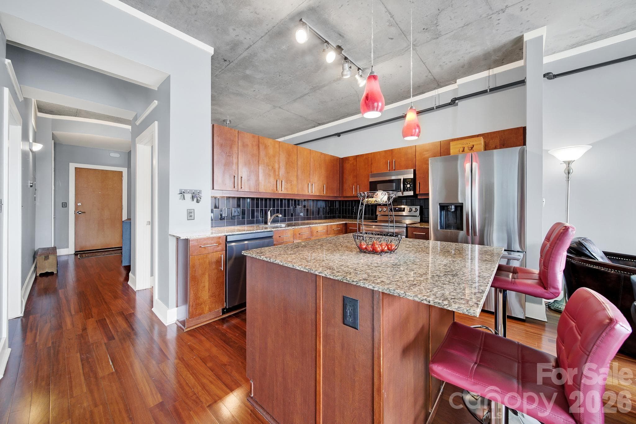Condominium at 505 E 6th Street, Charlotte, photo 6 of 34