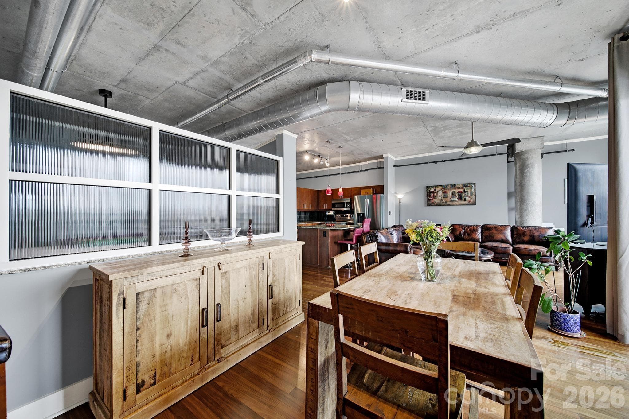 Condominium at 505 E 6th Street, Charlotte, photo 13 of 34
