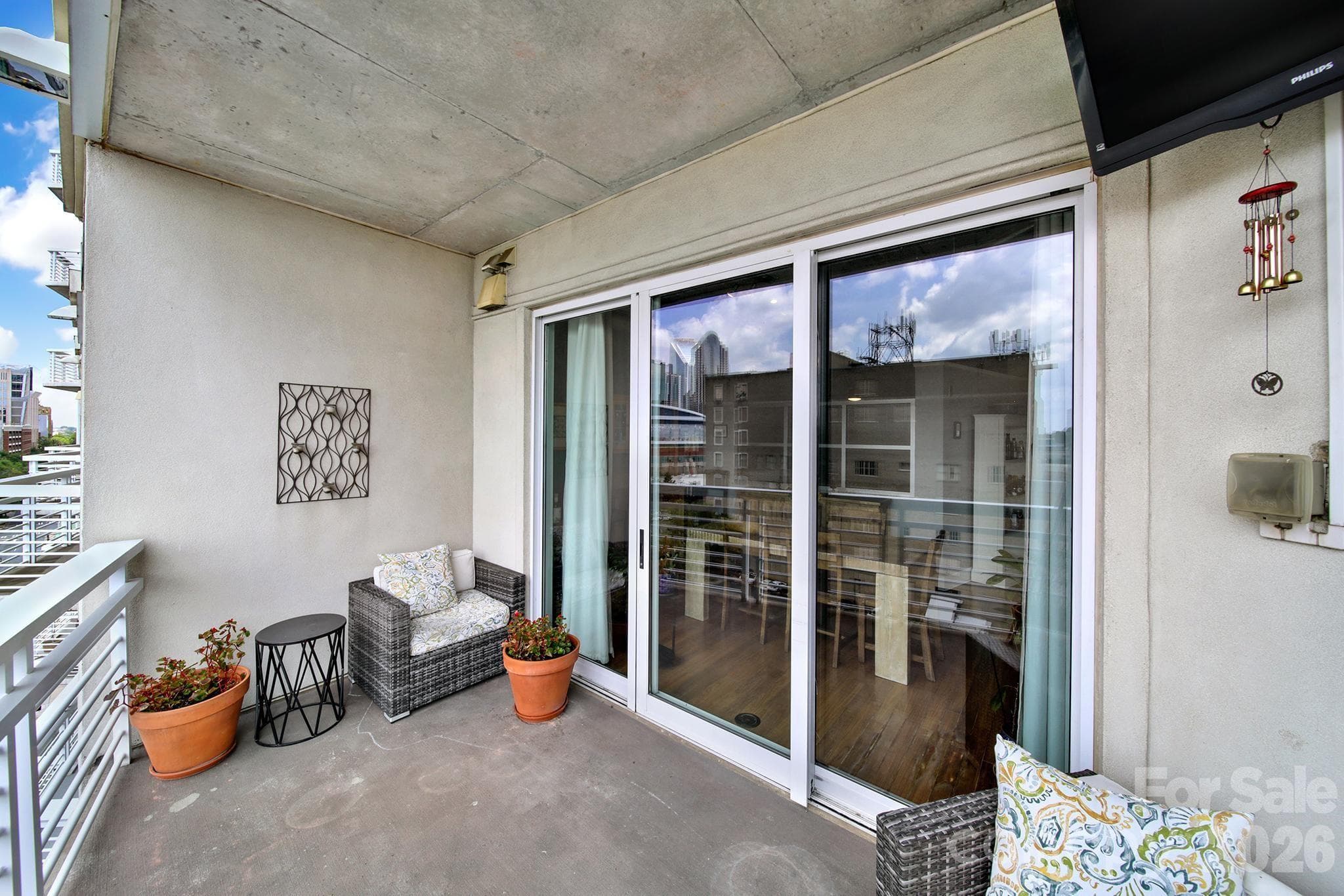Condominium at 505 E 6th Street, Charlotte, photo 27 of 34