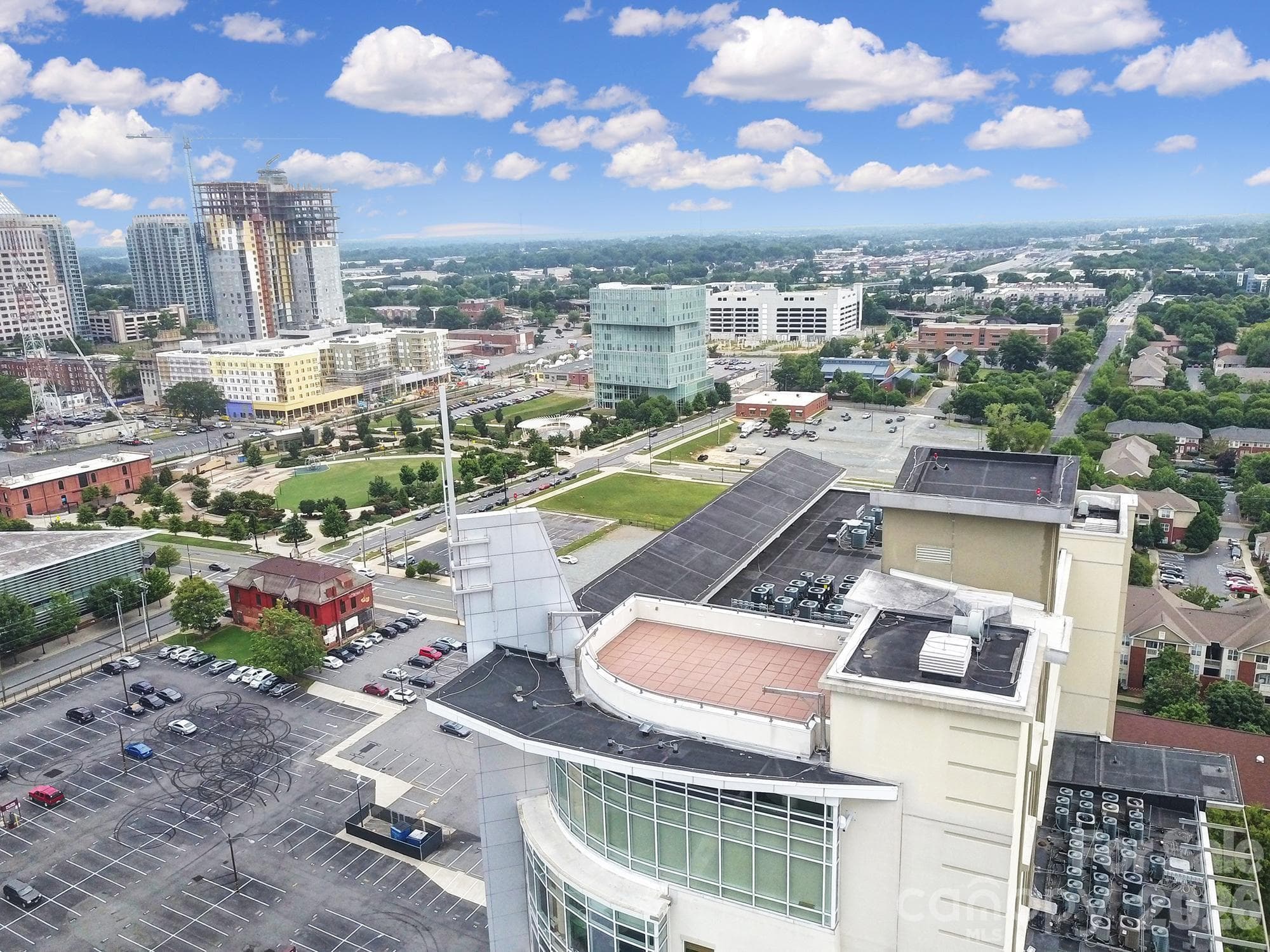 Condominium at 505 E 6th Street, Charlotte, photo 31 of 34