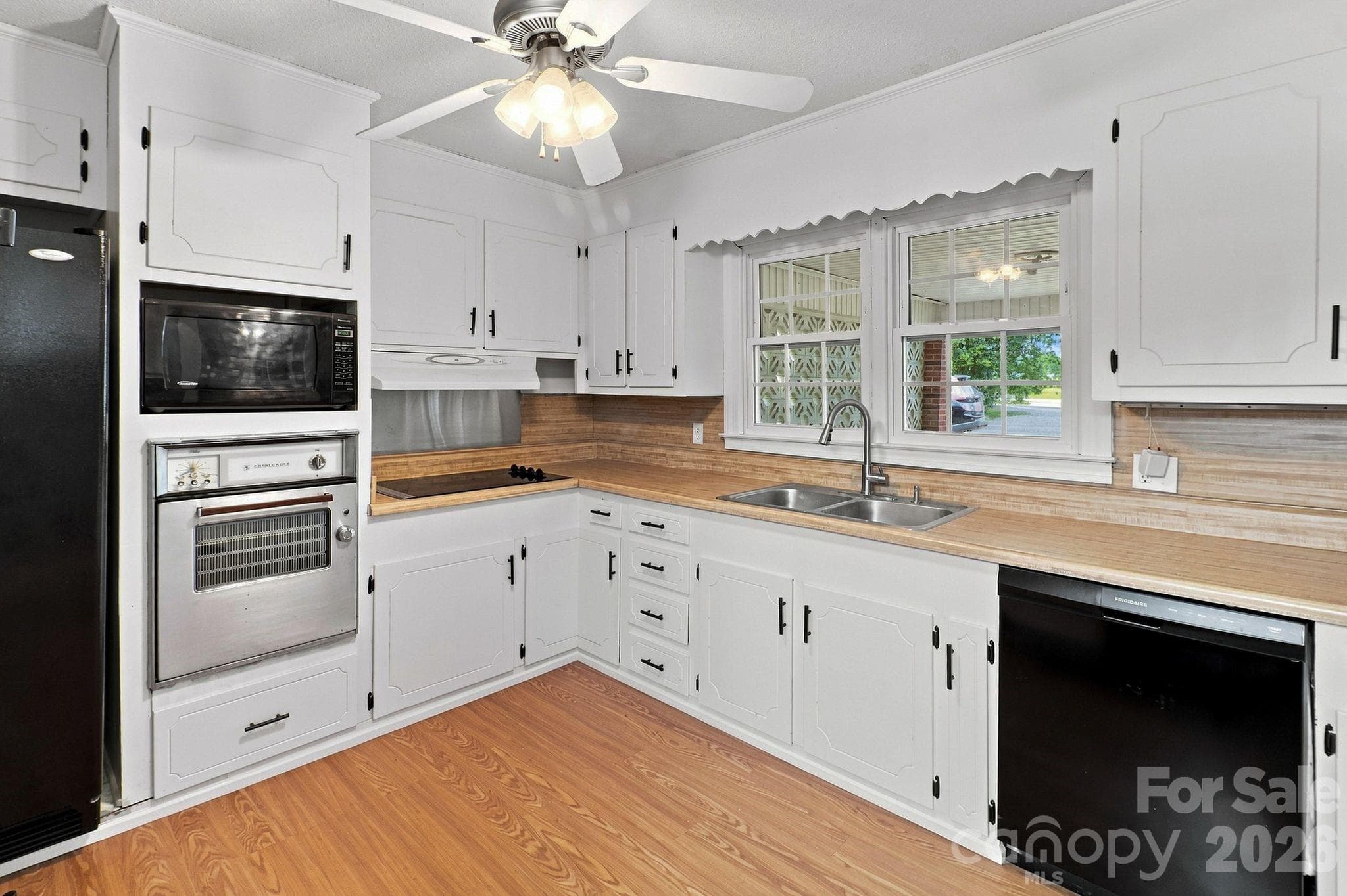 Single Family Residence at 1664 Chase High Road, Forest City, photo 12 of 40