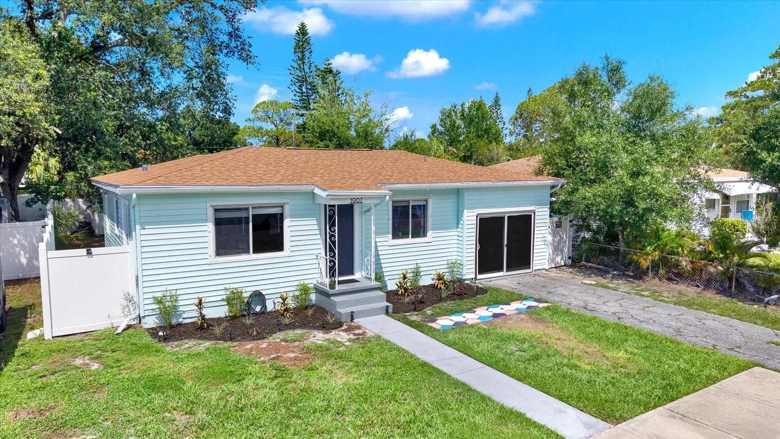 Single Family Residence at 1907 53RD ST S, GULFPORT, photo 19 of 22