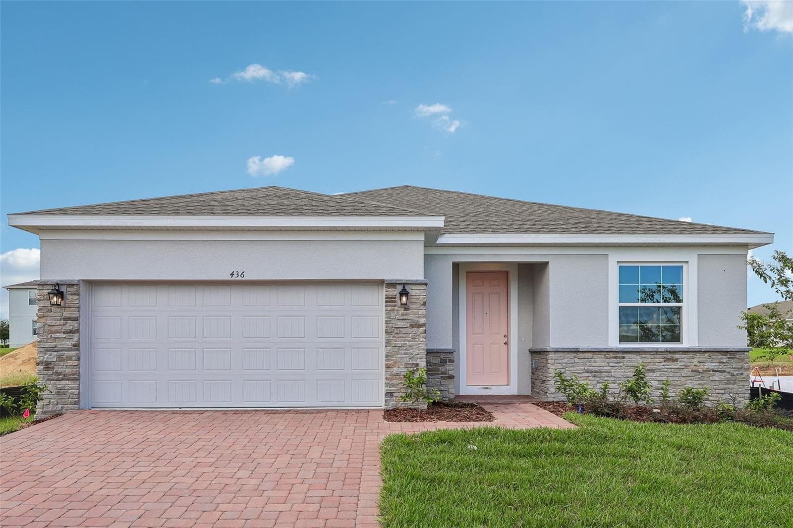 436 LEMONGRASS RD