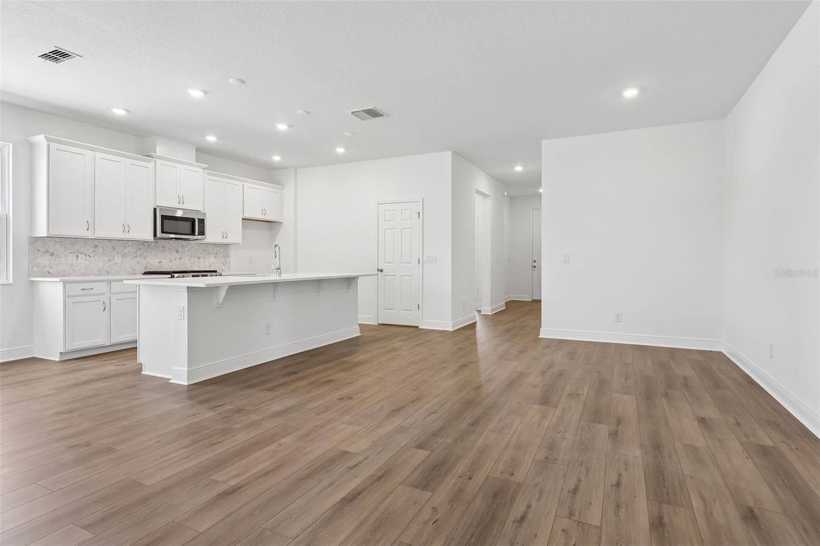 Kitchen / Dining Area - 436 LEMONGRASS RD, MINNEOLA