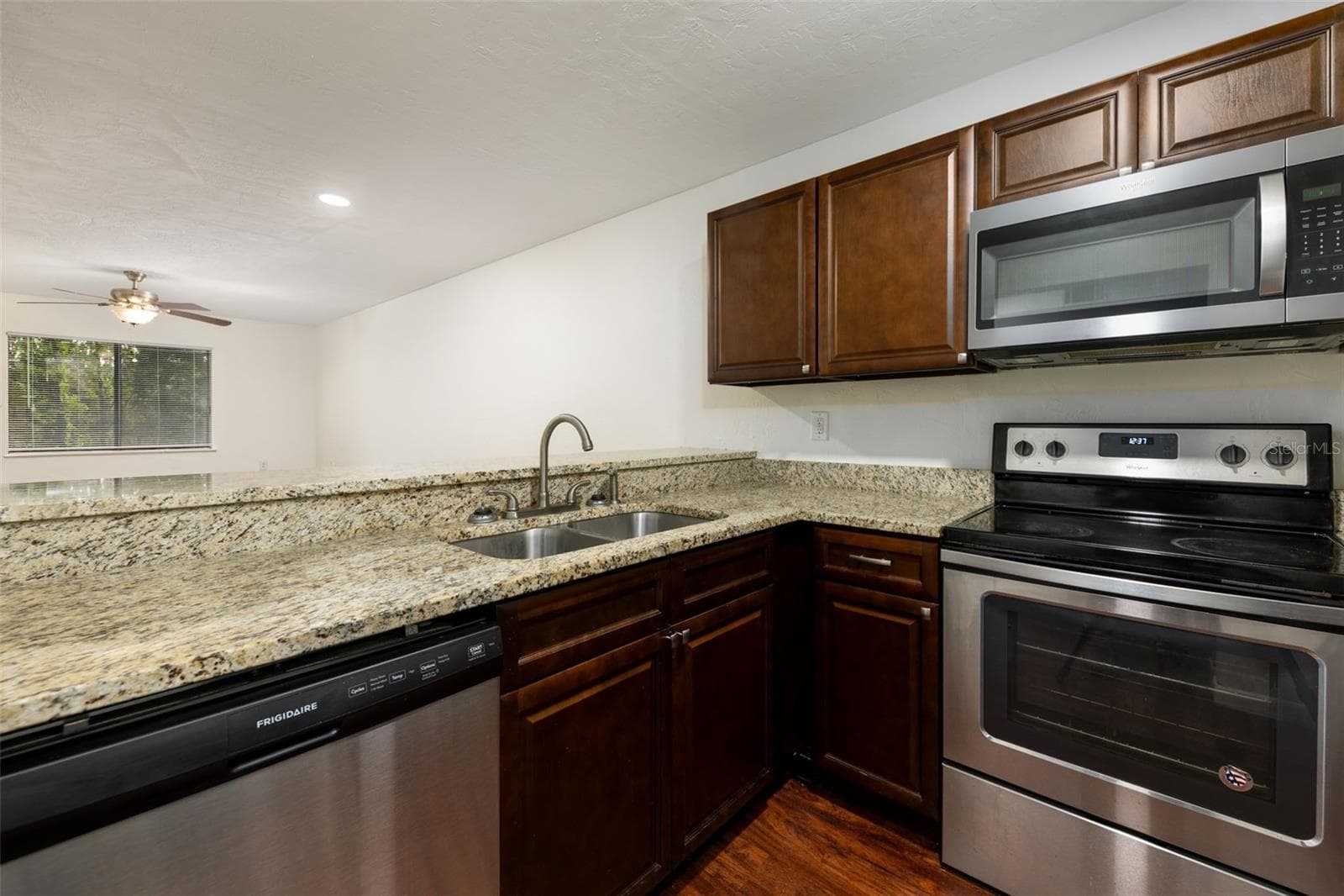 Condominium at 89 SE 16TH AVE #P302, GAINESVILLE, photo 4 of 21