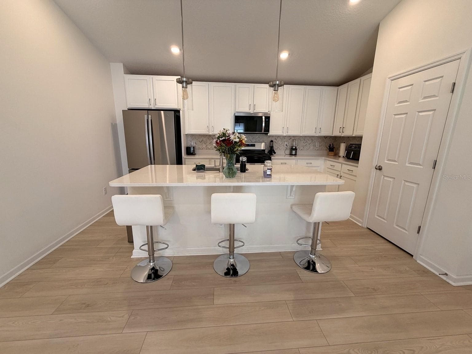 Single Family Residence at 354 BOULDER LN, ST JOHNS, photo 9 of 45