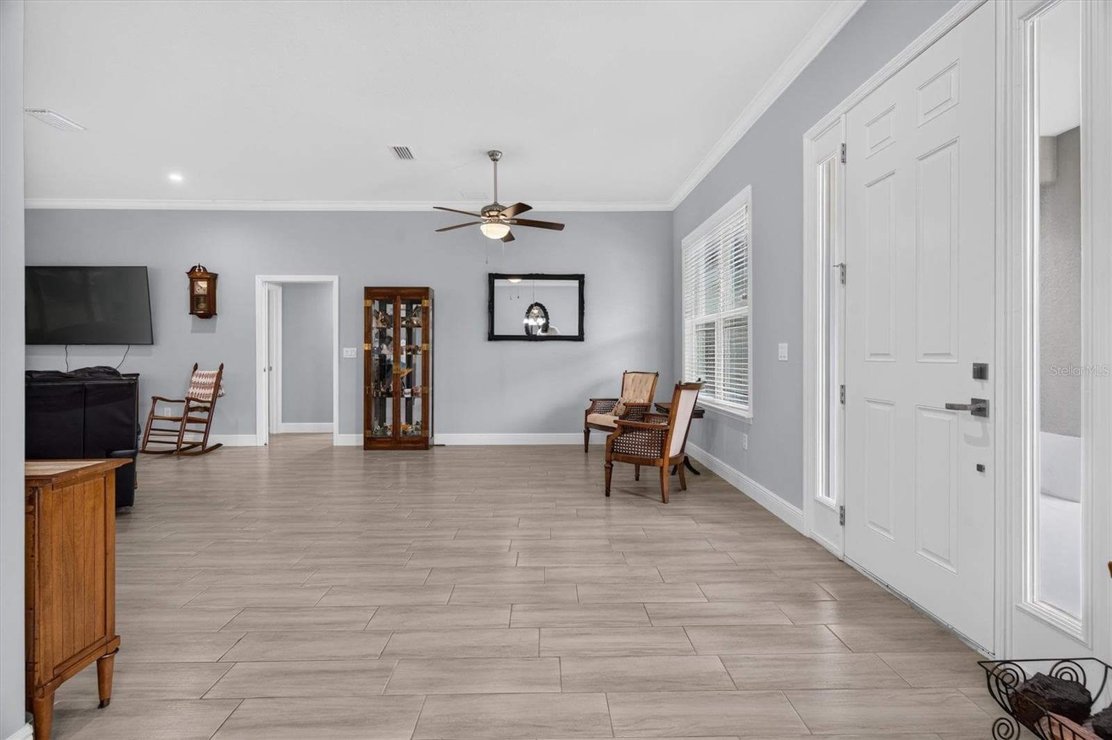 Single Family Residence at 18602 REYNOLDS PKWY, ORLANDO, photo 7 of 46