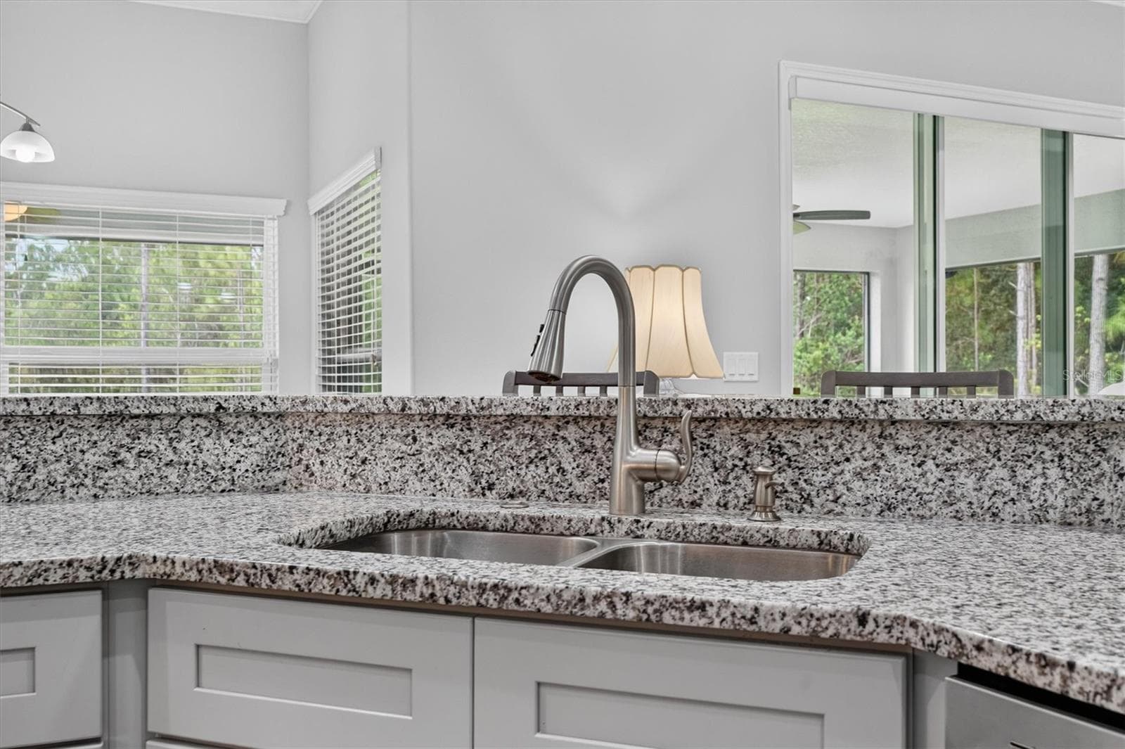 Single Family Residence at 18602 REYNOLDS PKWY, ORLANDO, photo 18 of 46