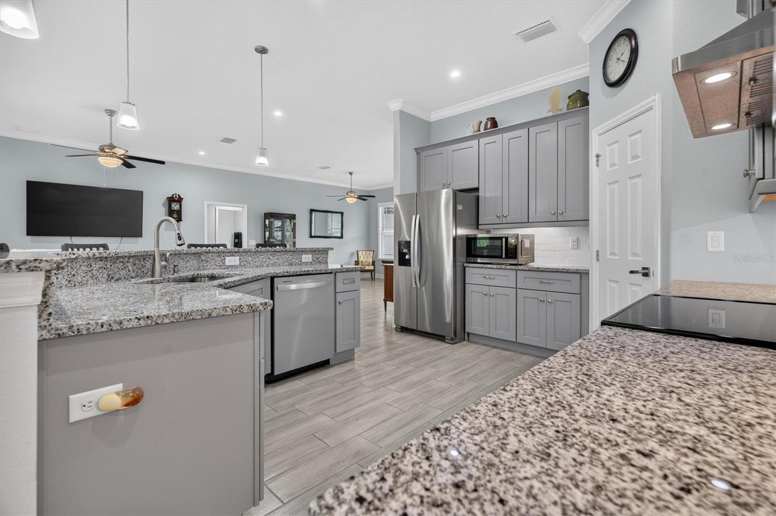 Single Family Residence at 18602 REYNOLDS PKWY, ORLANDO, photo 20 of 46
