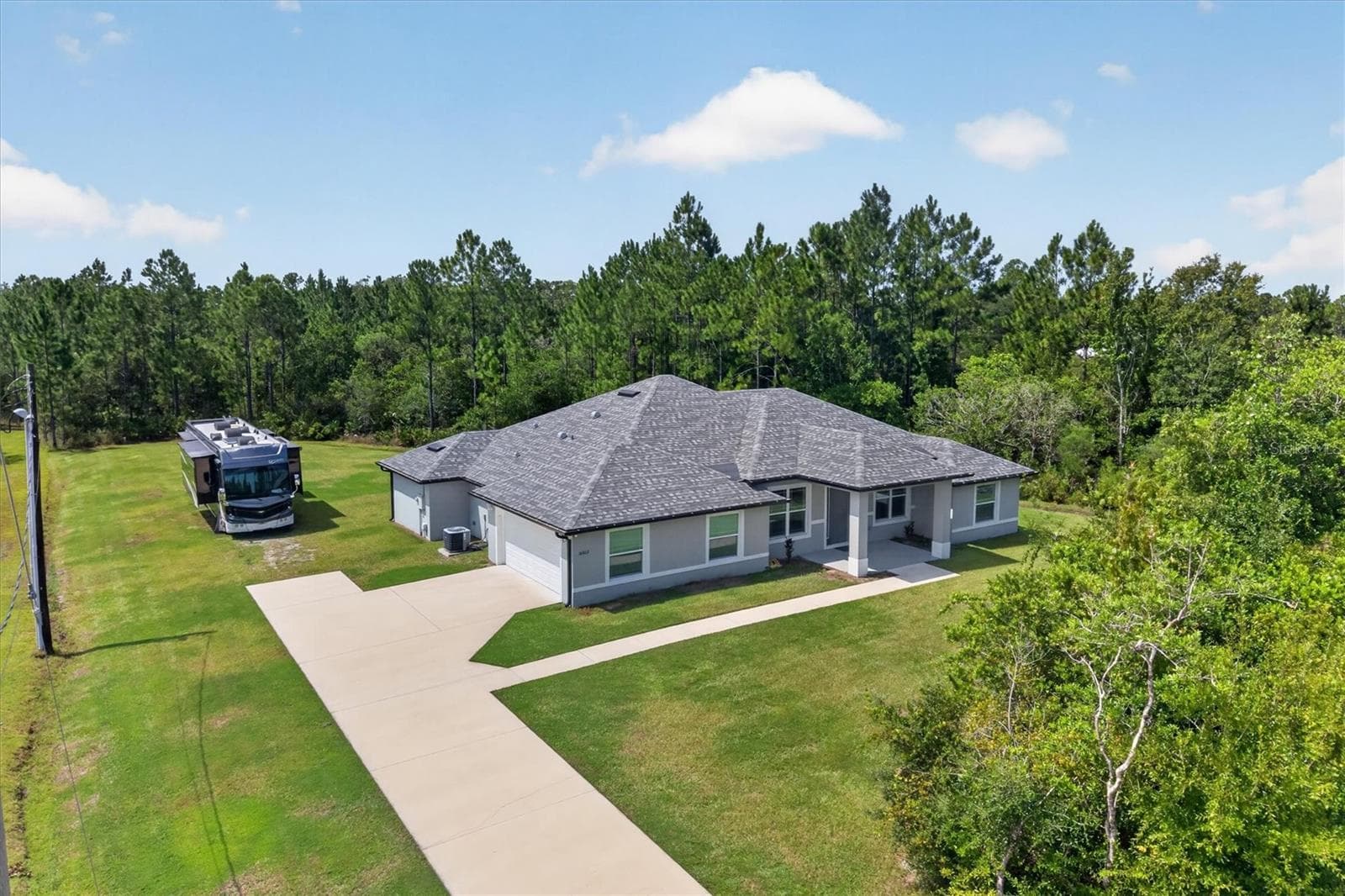 Single Family Residence at 18602 REYNOLDS PKWY, ORLANDO, photo 39 of 46