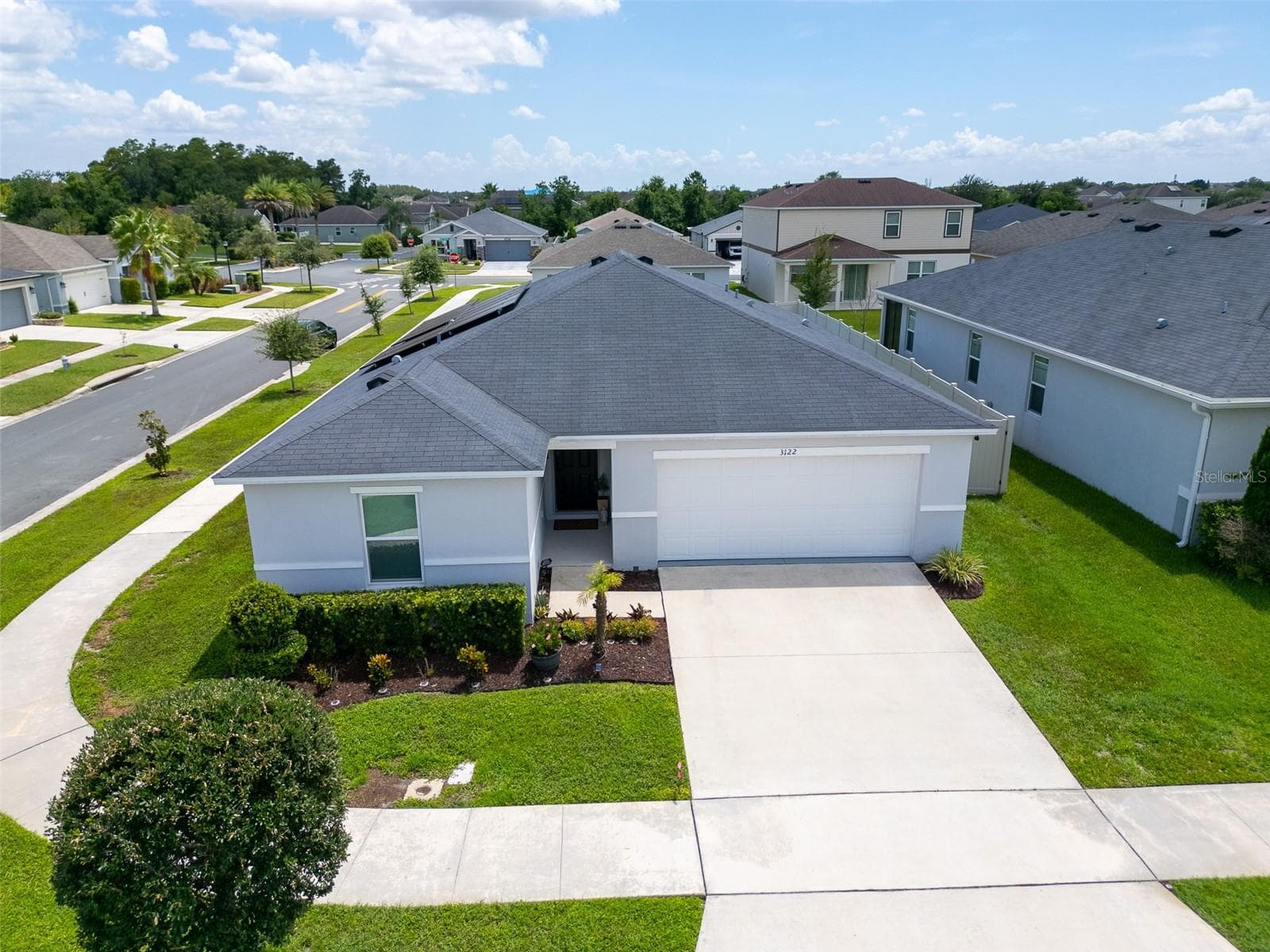 3122 EAGLE HAMMOCK CIR